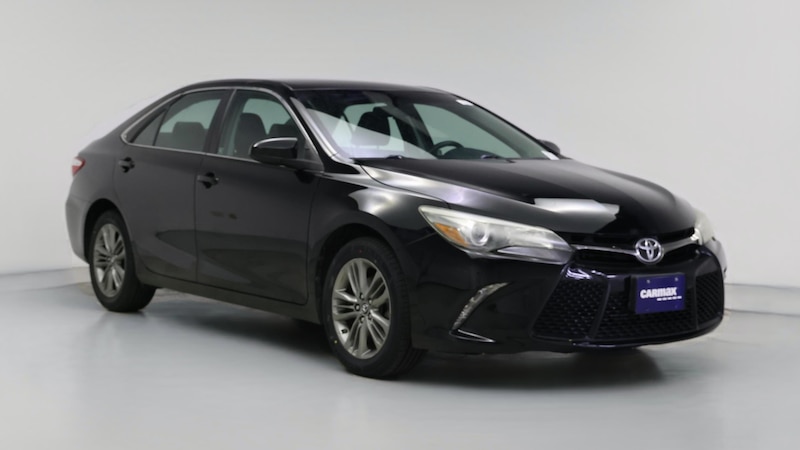2016 Toyota Camry SE Hero Image