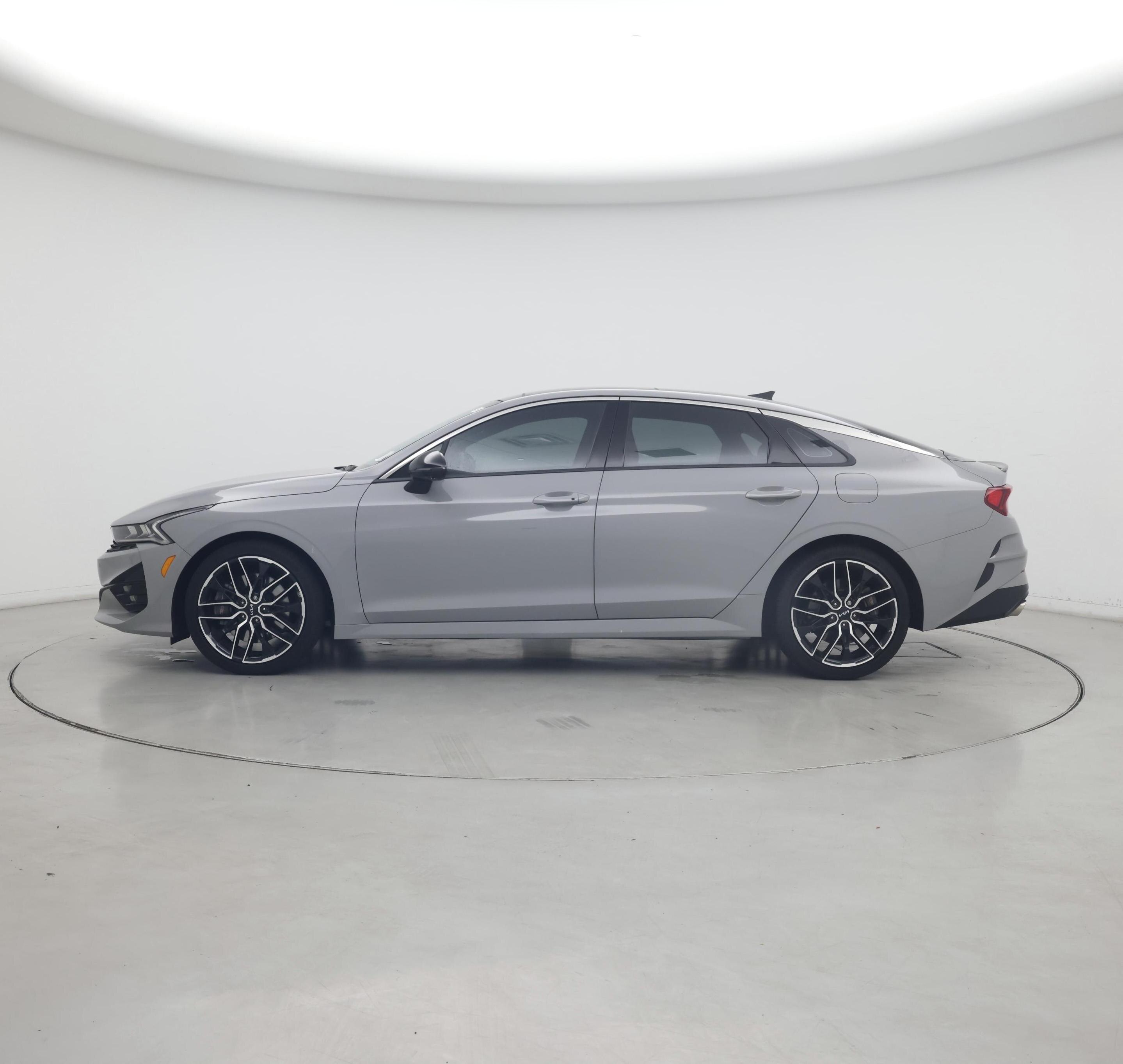 Thumbnail: 2023 Kia K5 - 3