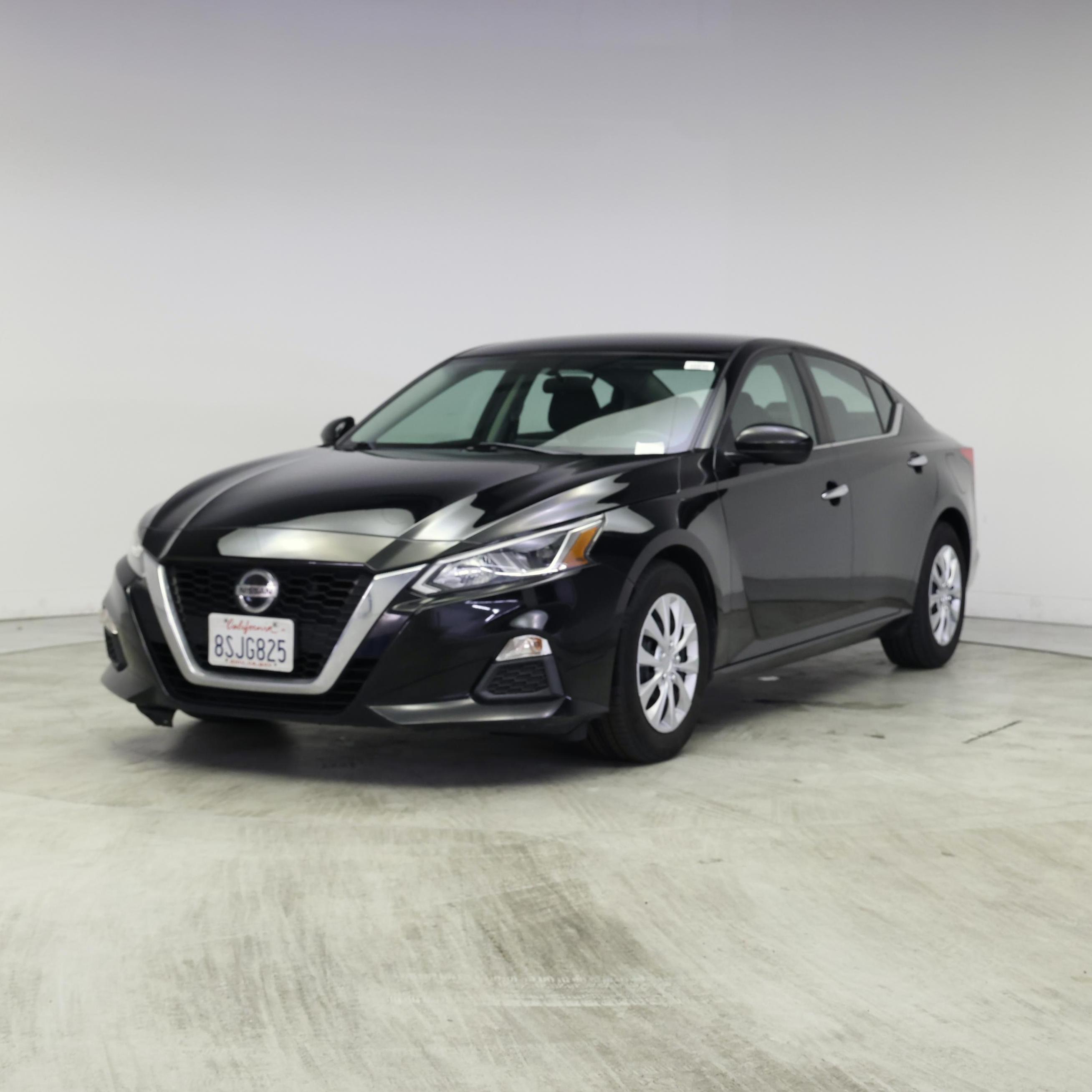 Thumbnail: 2020 Nissan Altima - 4