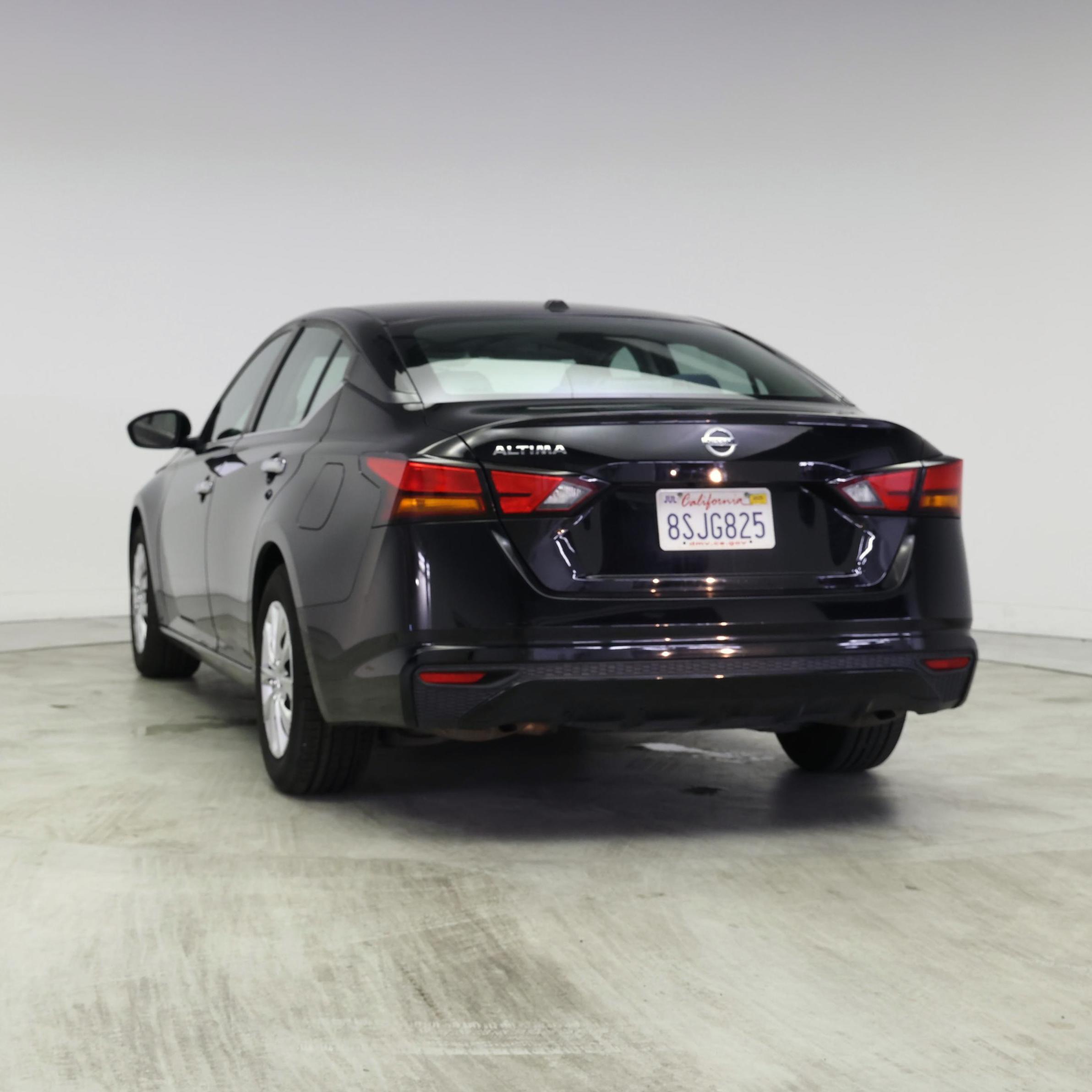 Thumbnail: 2020 Nissan Altima - 6