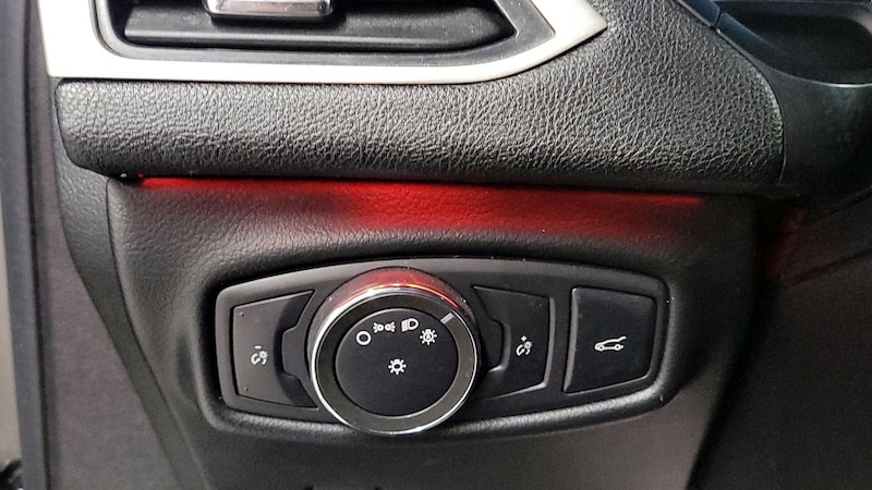 2015 Lincoln MKZ  13