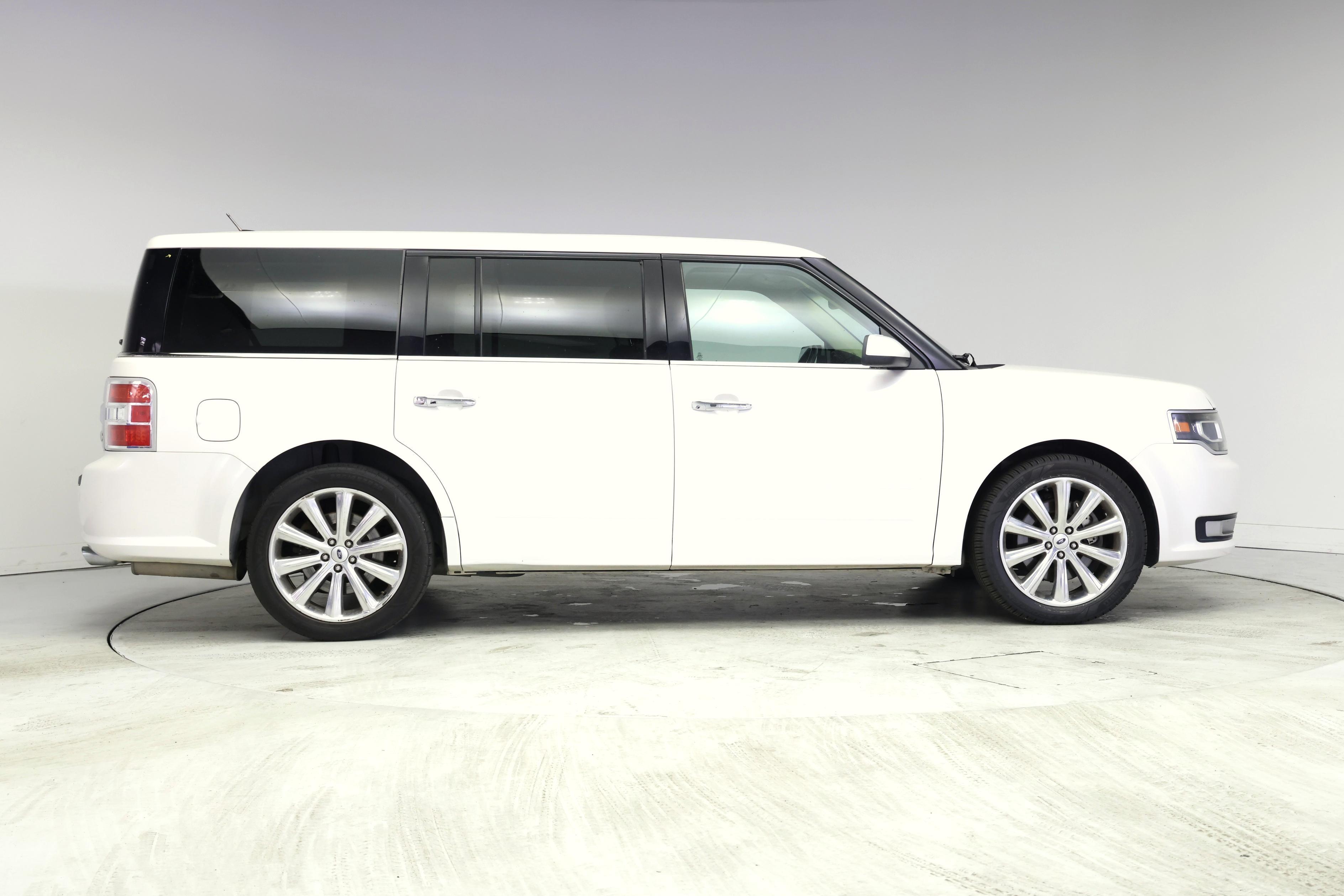 Thumbnail: 2016 Ford Flex - 7