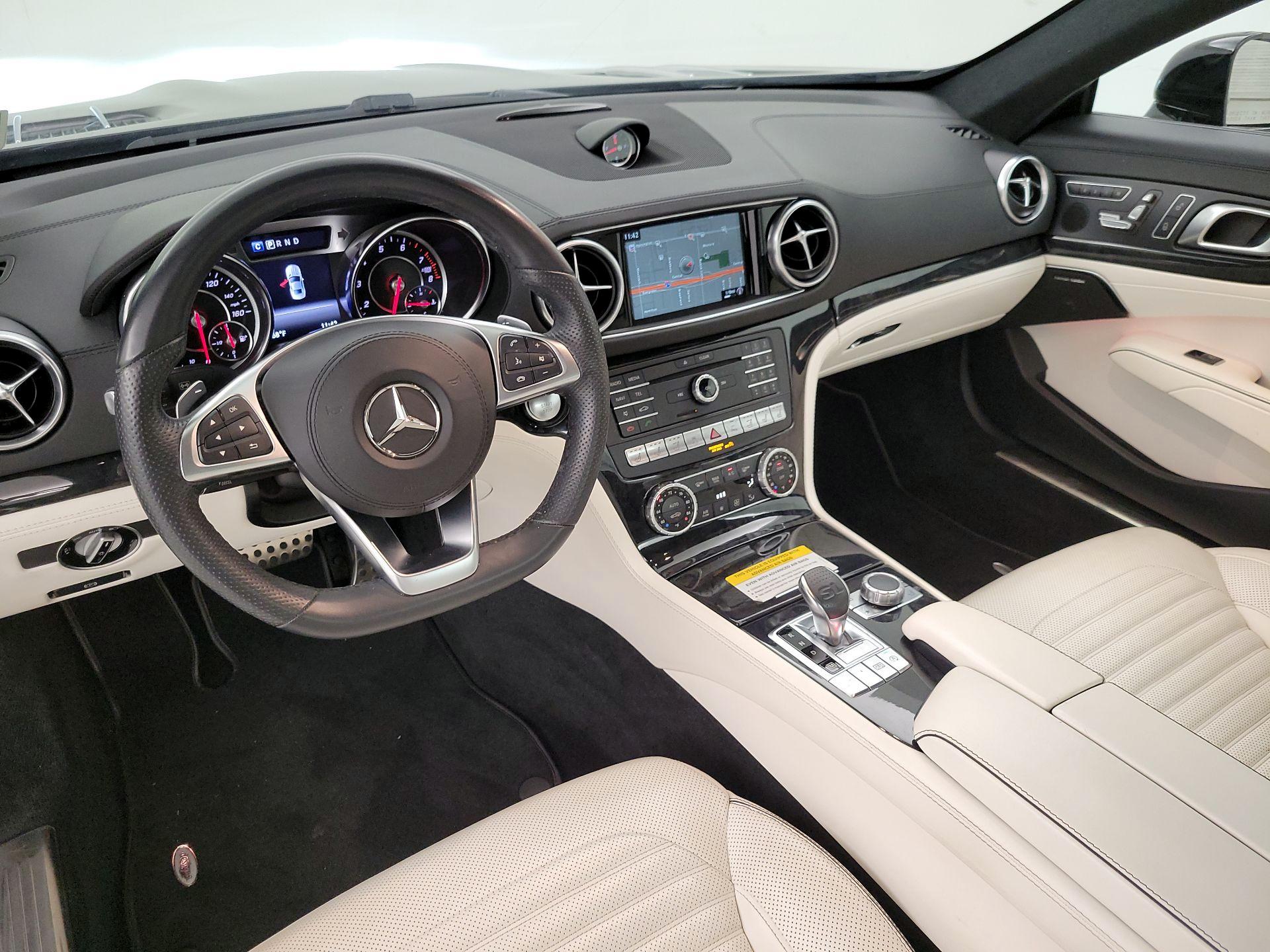 Thumbnail: 2019 Mercedes-Benz SL-Class - 9