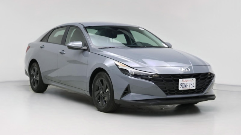 2023 Hyundai Elantra SEL Hero Image