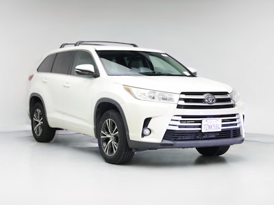 2017 Toyota Highlander Plus -
                  Escondido, CA