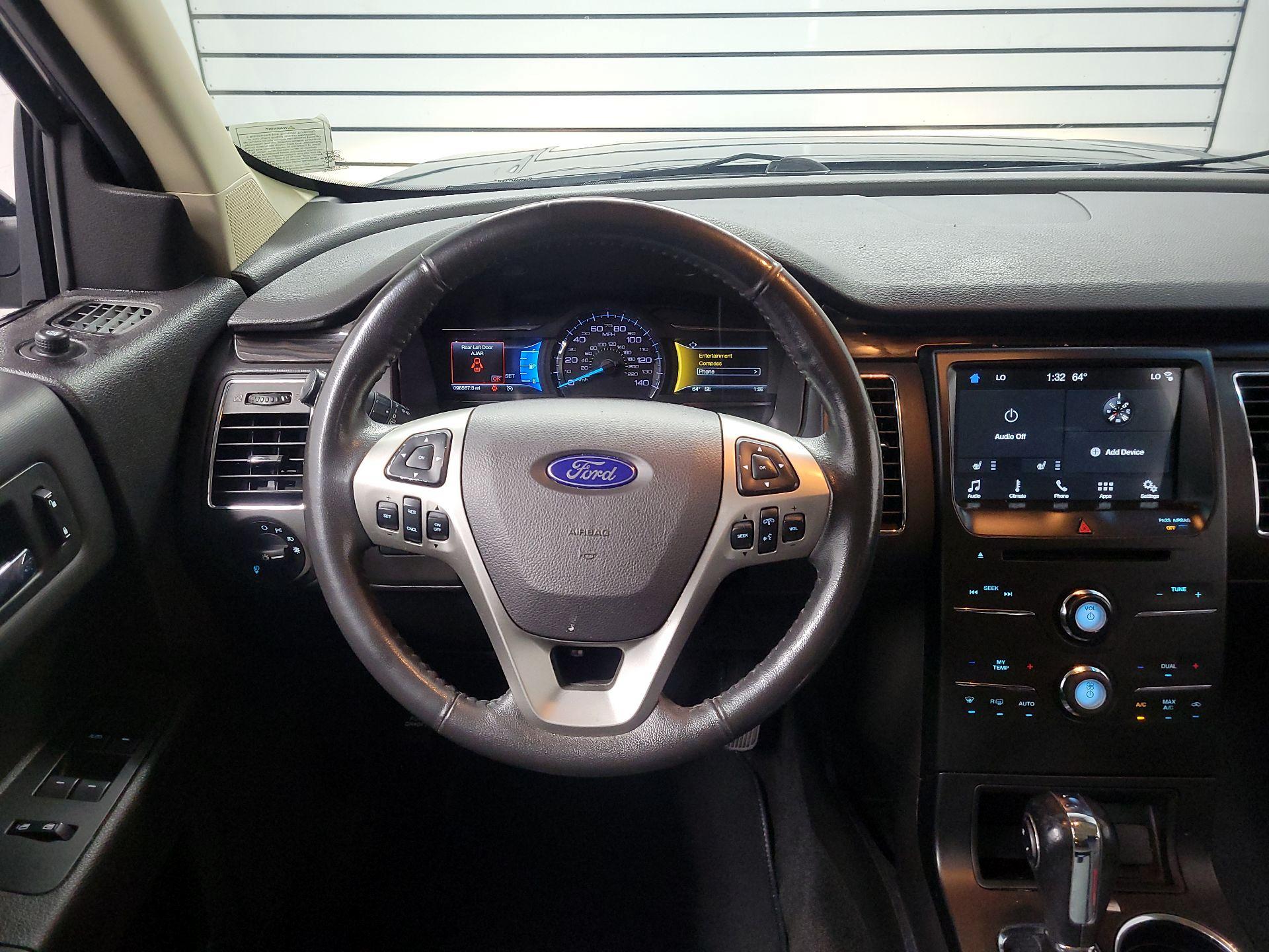 Thumbnail: 2019 Ford Flex - 10