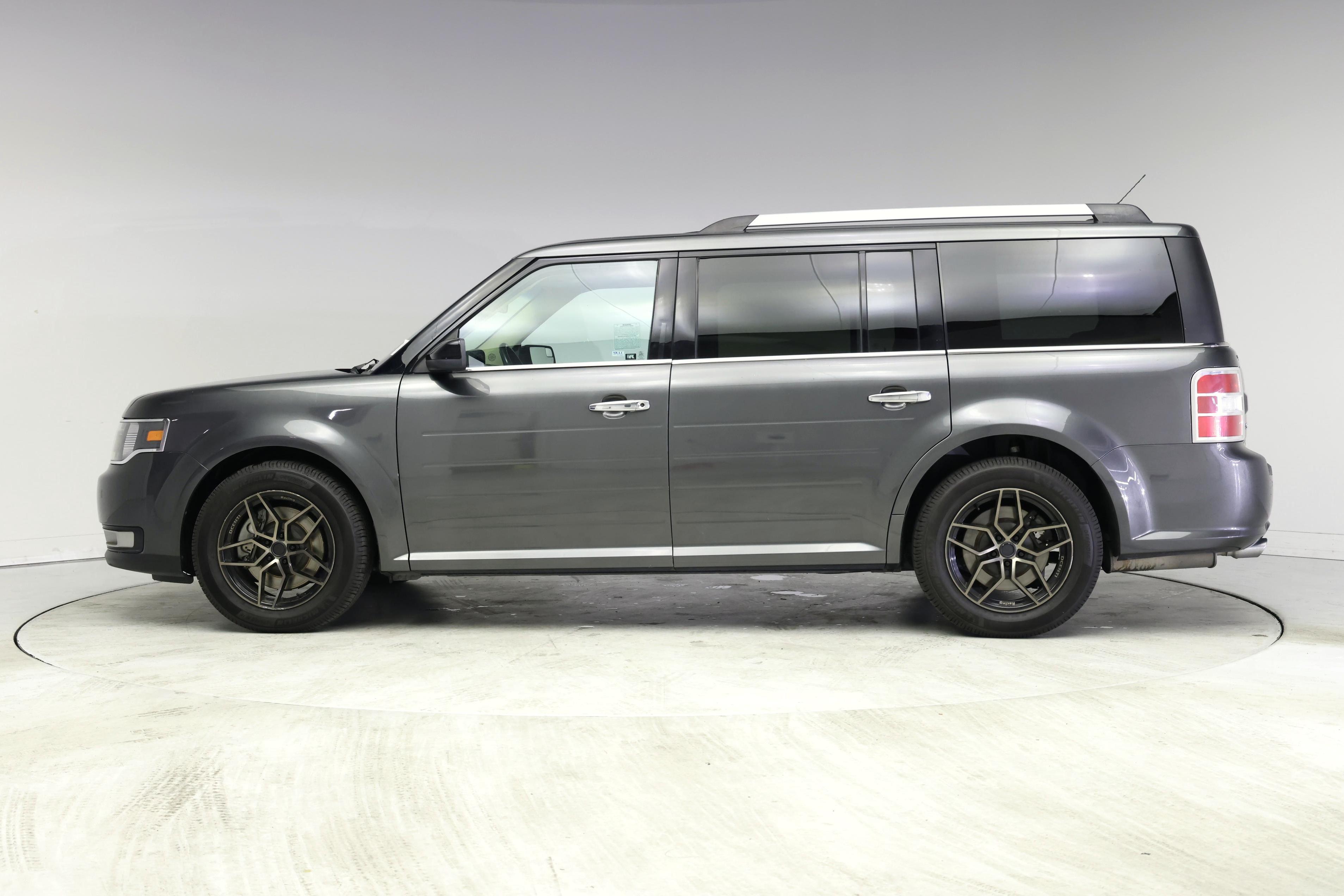 Thumbnail: 2019 Ford Flex - 3