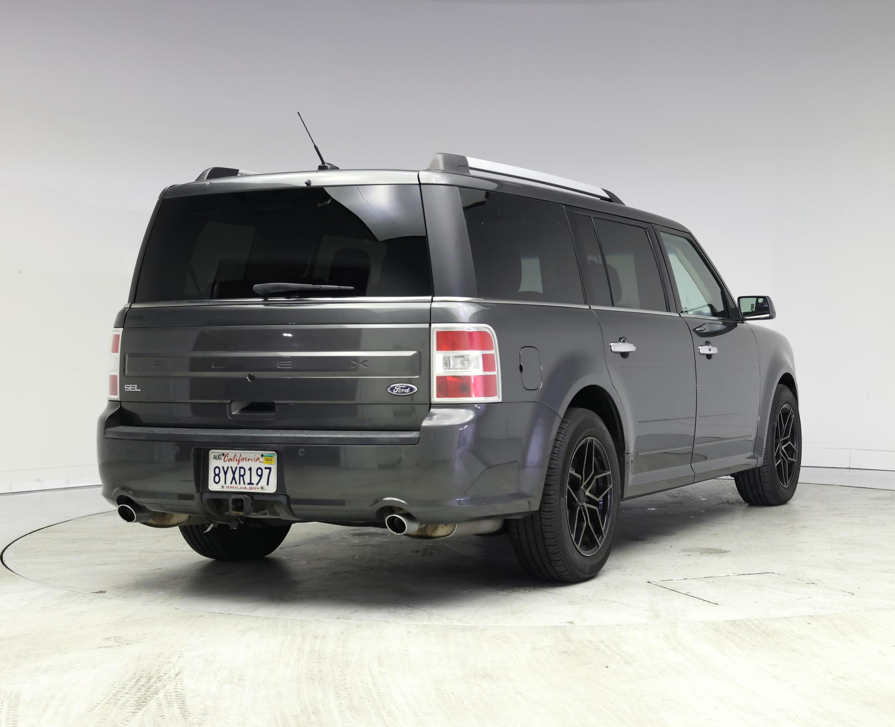 Thumbnail: 2019 Ford Flex - 8