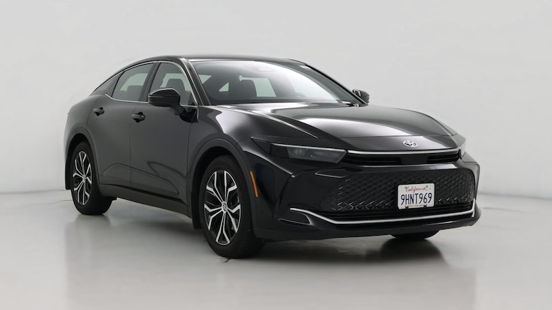 2023 Toyota Crown XLE Hero Image