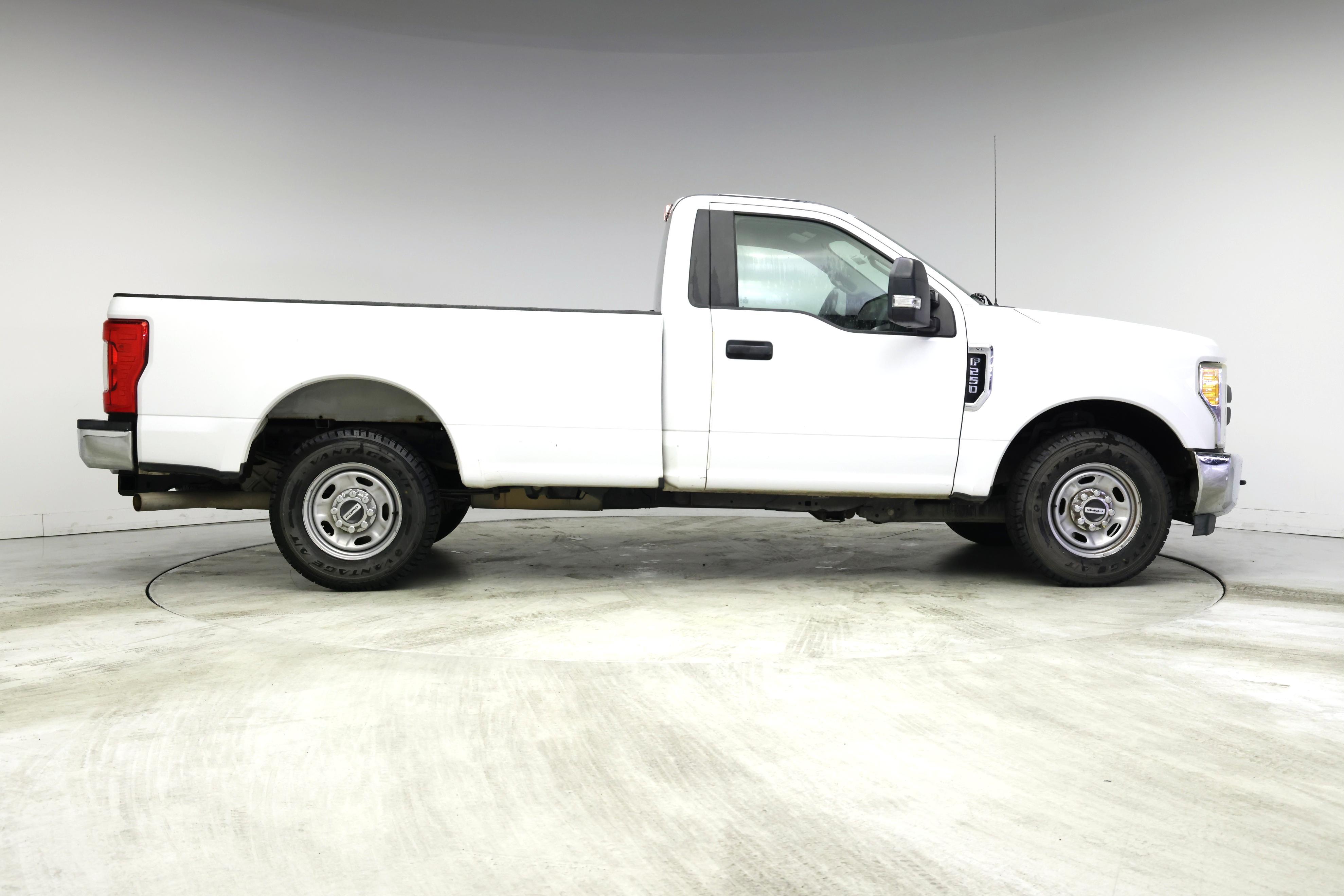 Thumbnail: 2017 Ford F-250 - 7