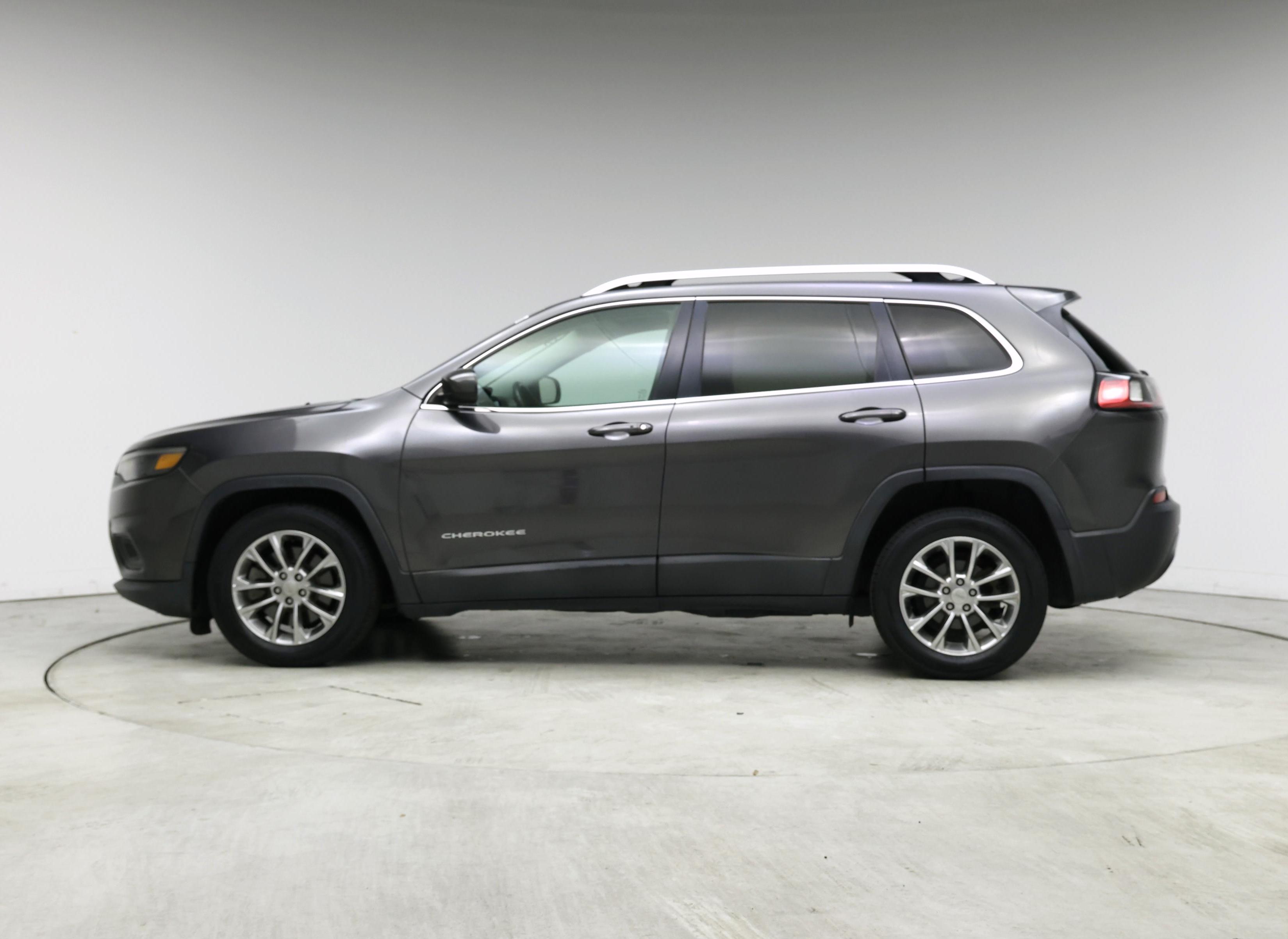 Thumbnail: 2019 Jeep Cherokee - 3