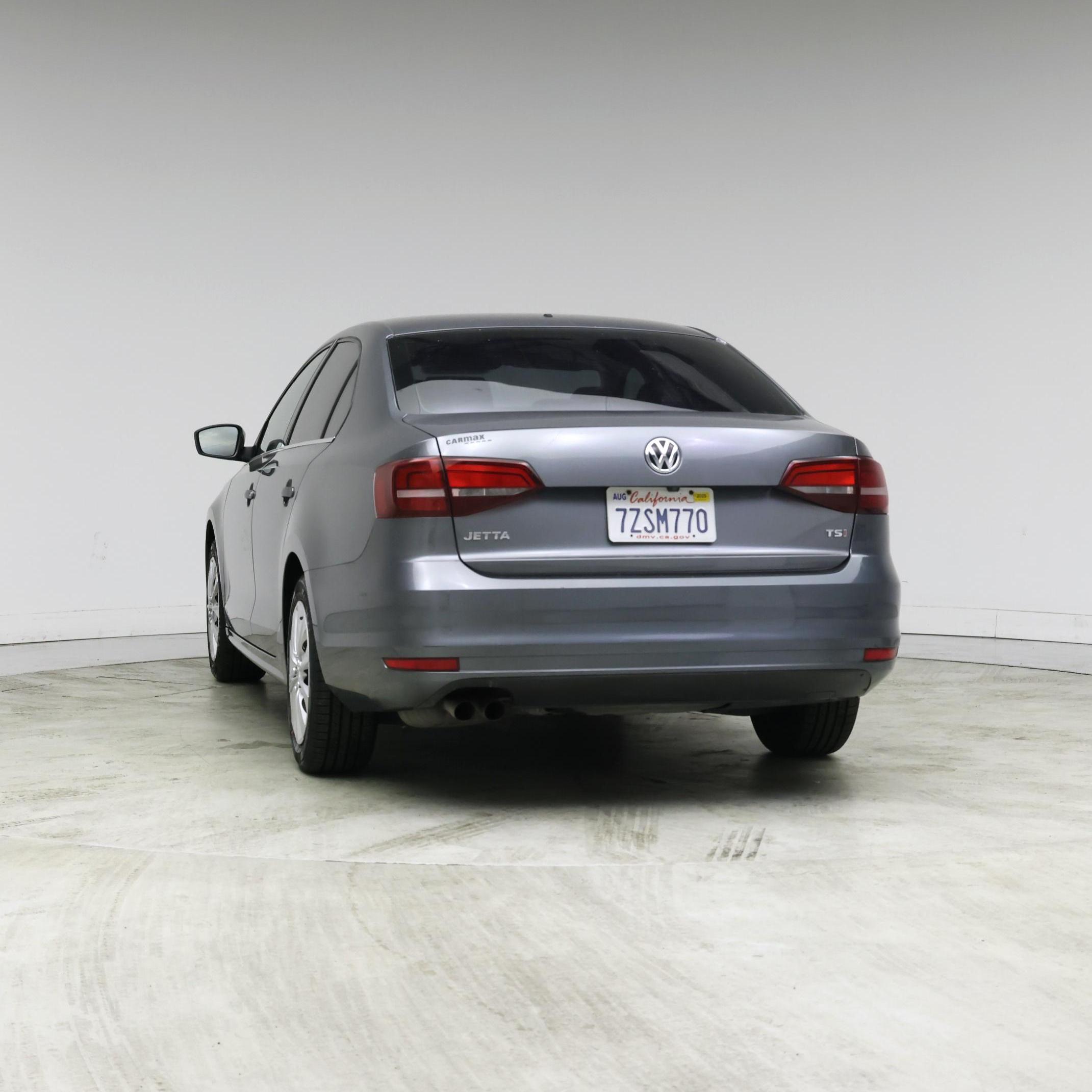 Thumbnail: 2017 Volkswagen Jetta - 6