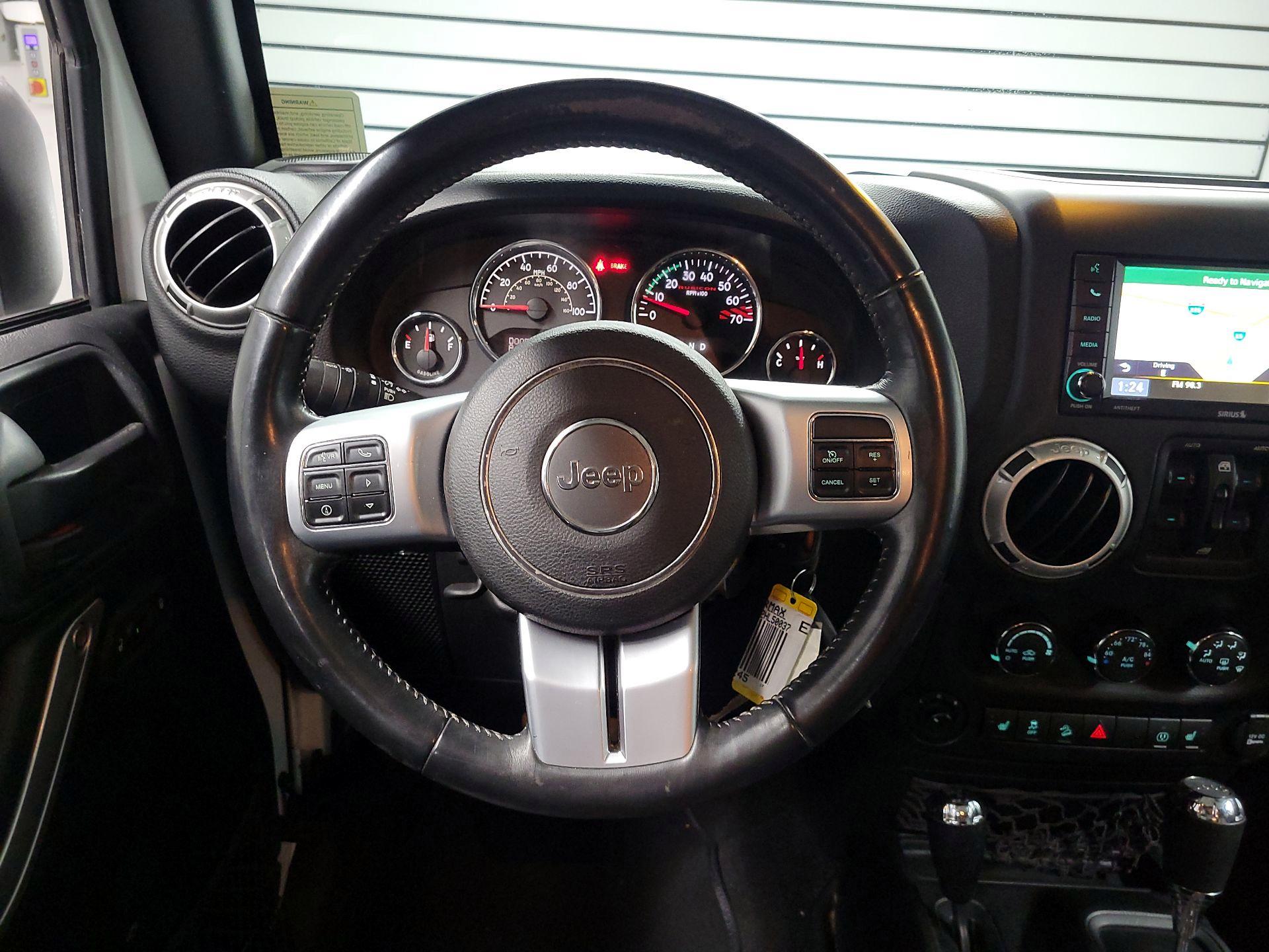 Thumbnail: 2017 Jeep Wrangler - 10
