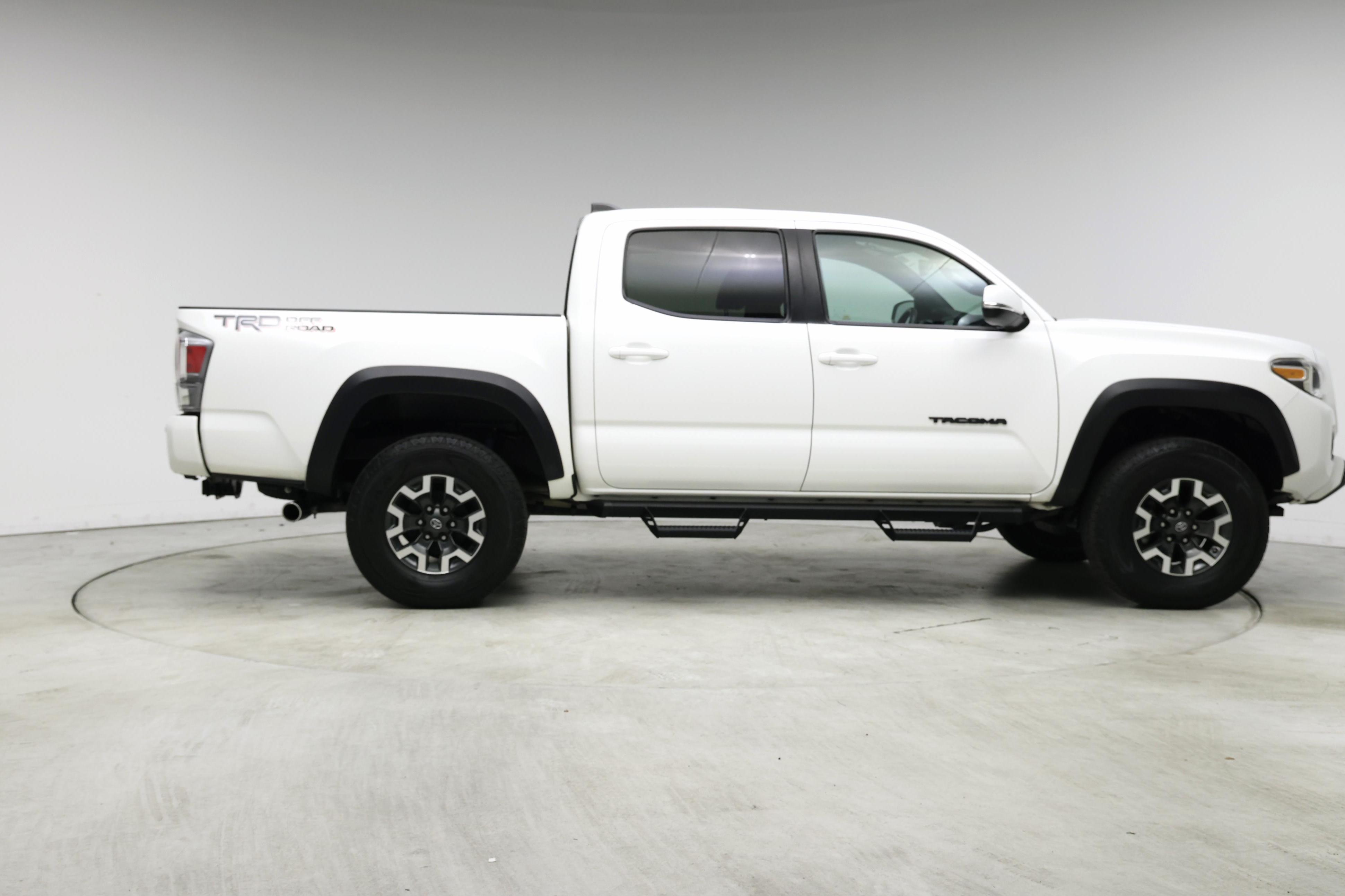 Thumbnail: 2021 Toyota Tacoma - 7