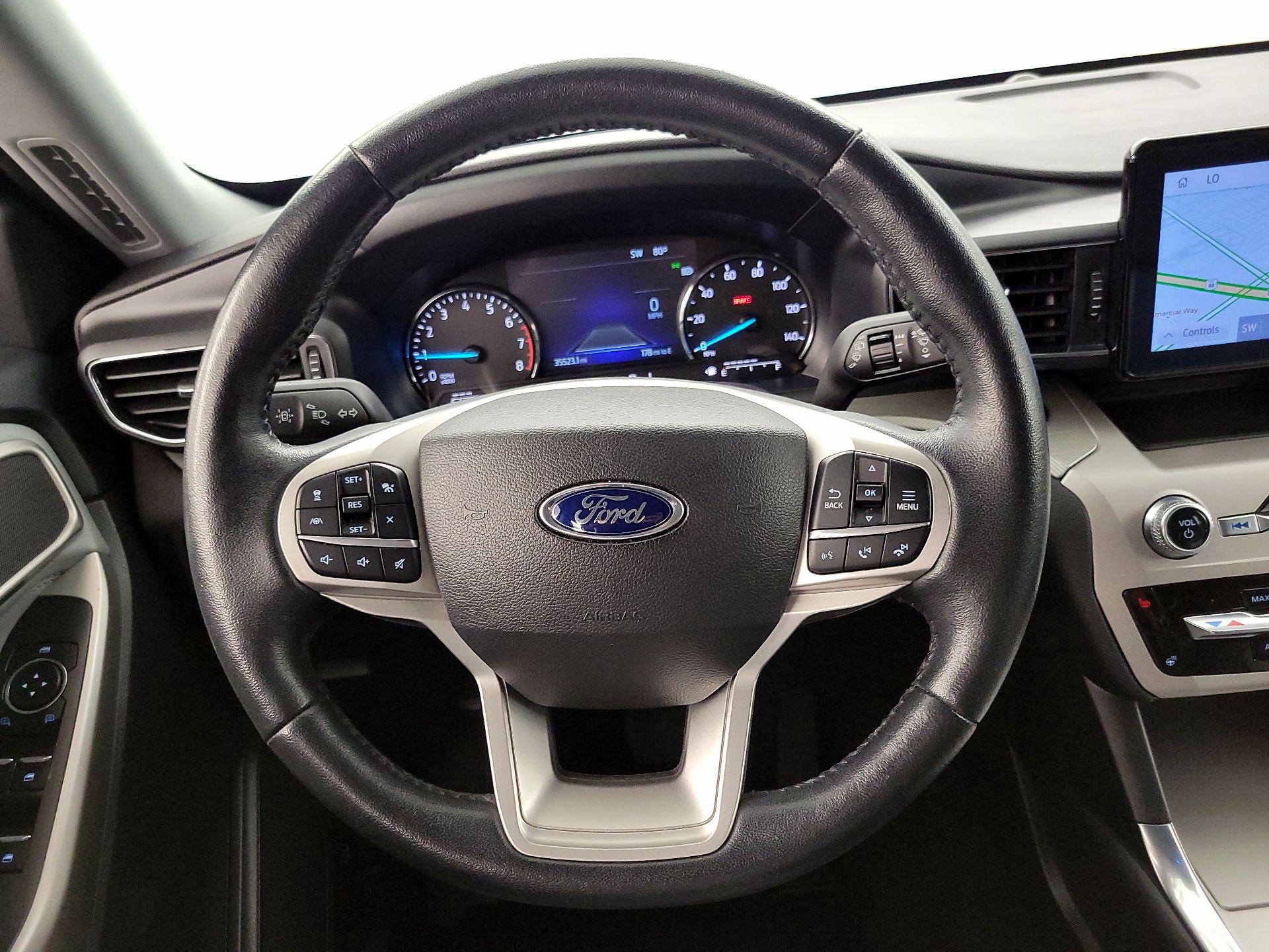 Thumbnail: 2023 Ford Explorer - 10