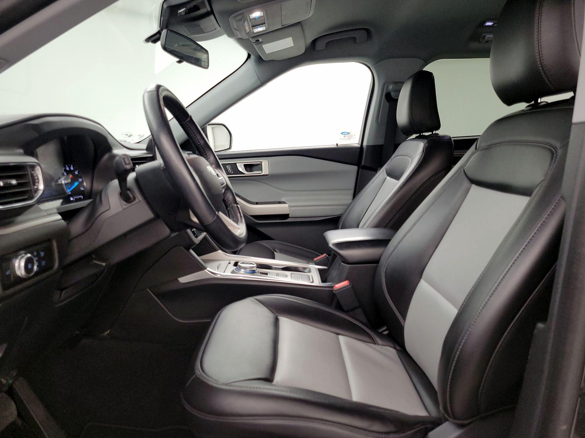 Thumbnail: 2023 Ford Explorer - 11