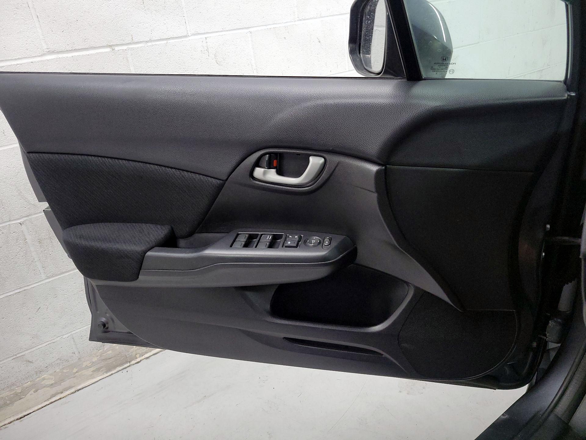 Thumbnail: 2013 Honda Civic - 12