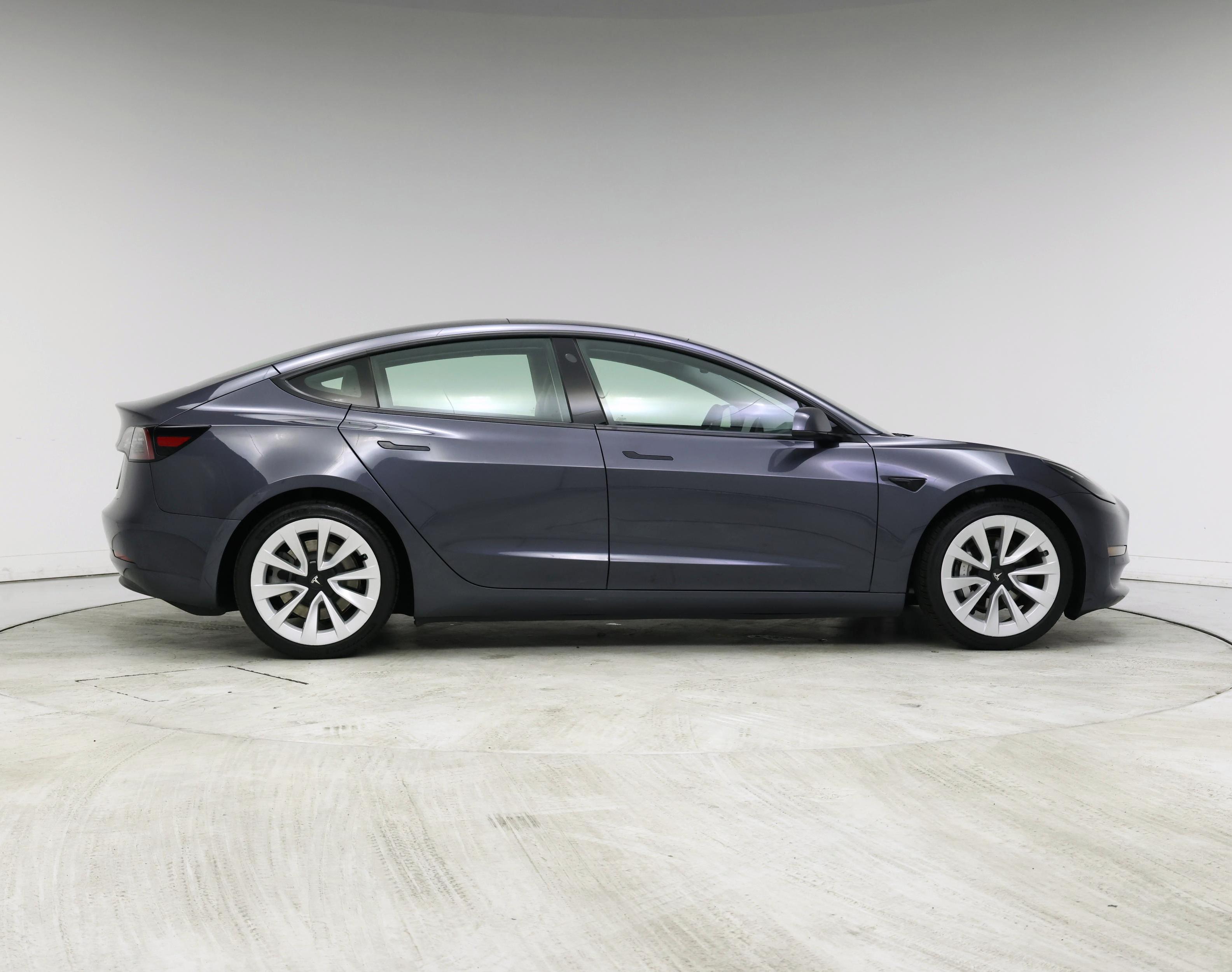 Thumbnail: 2021 Tesla Model 3 - 7