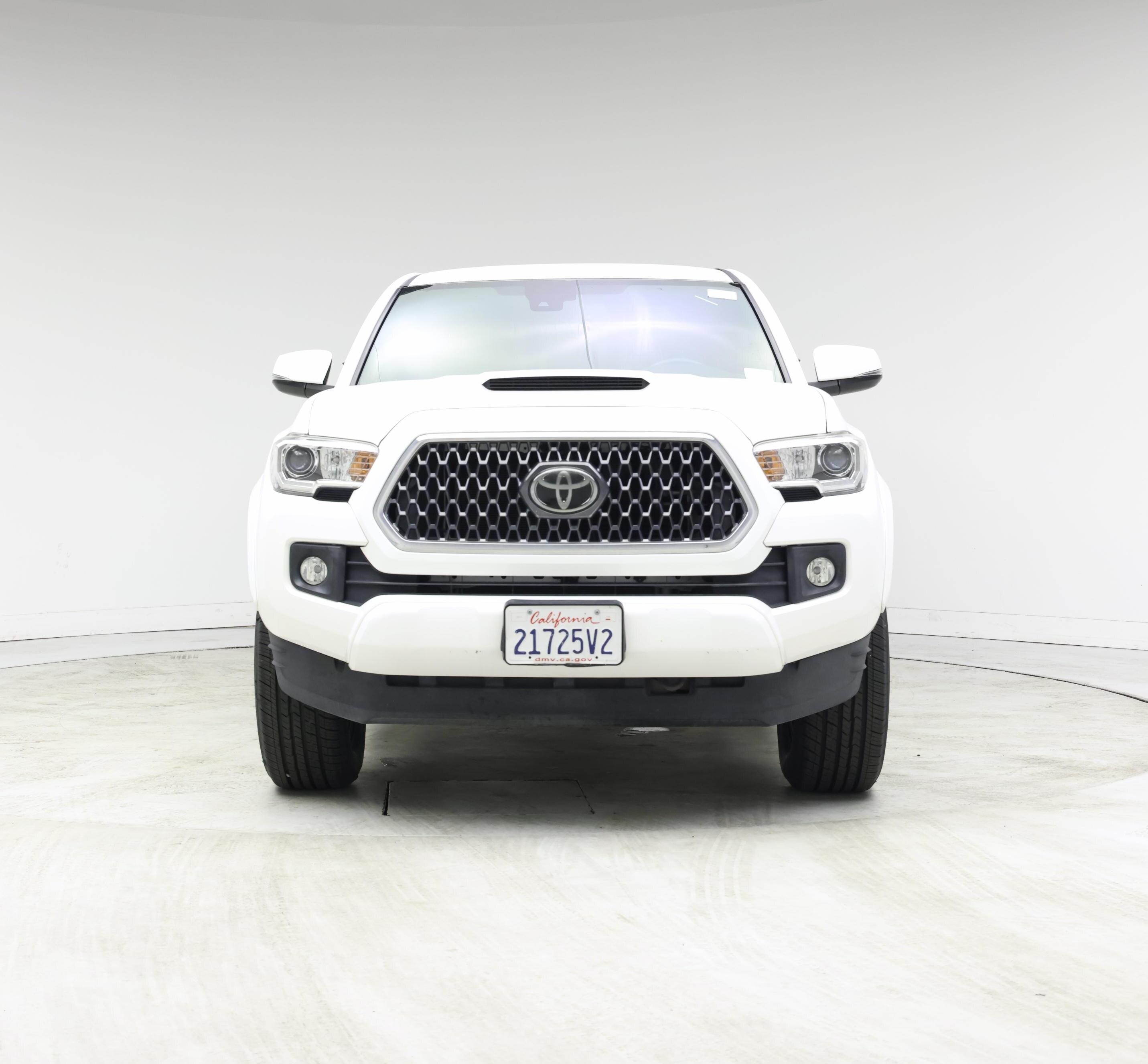 Thumbnail: 2019 Toyota Tacoma - 5