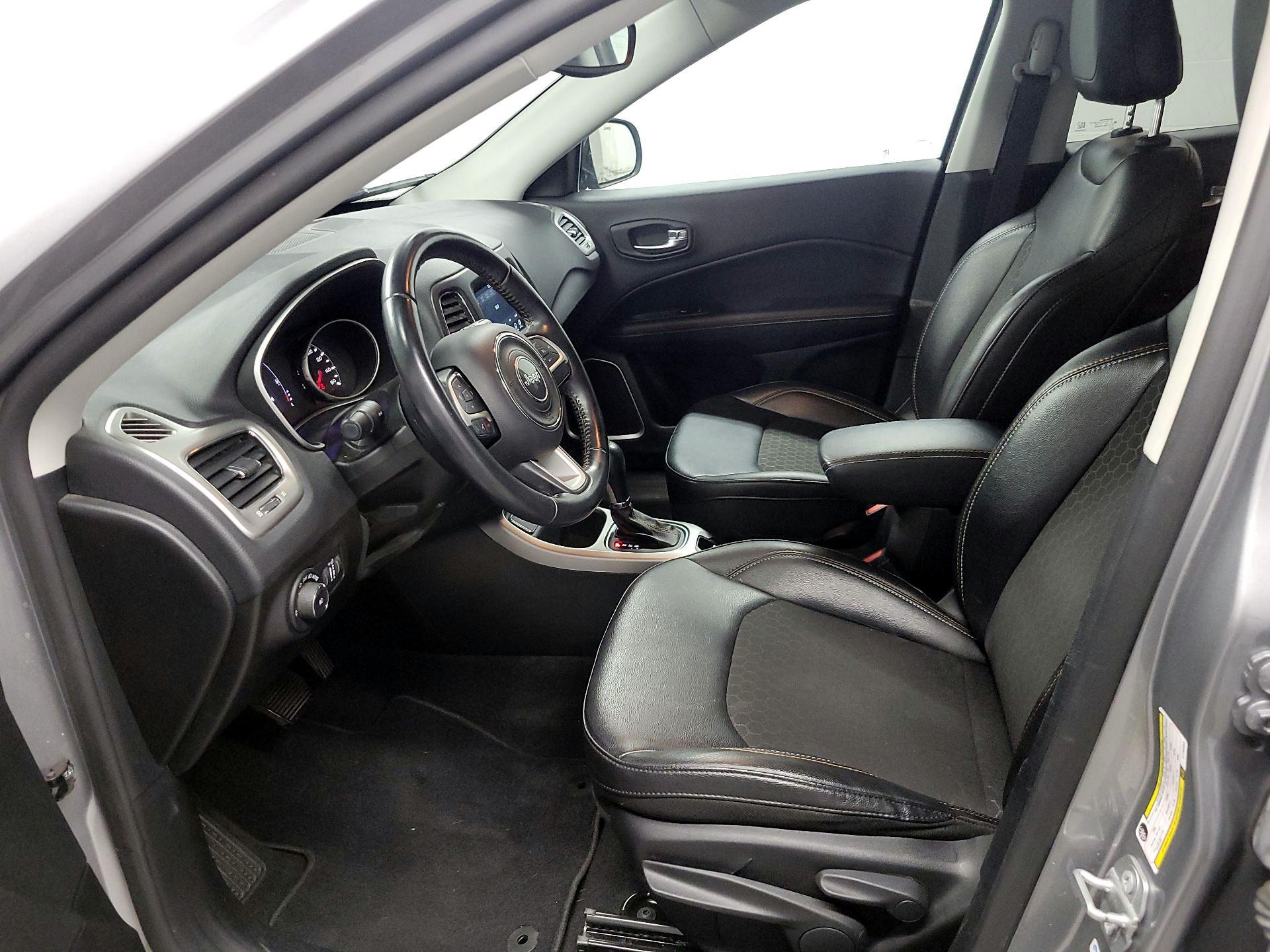 Thumbnail: 2020 Jeep Compass - 11