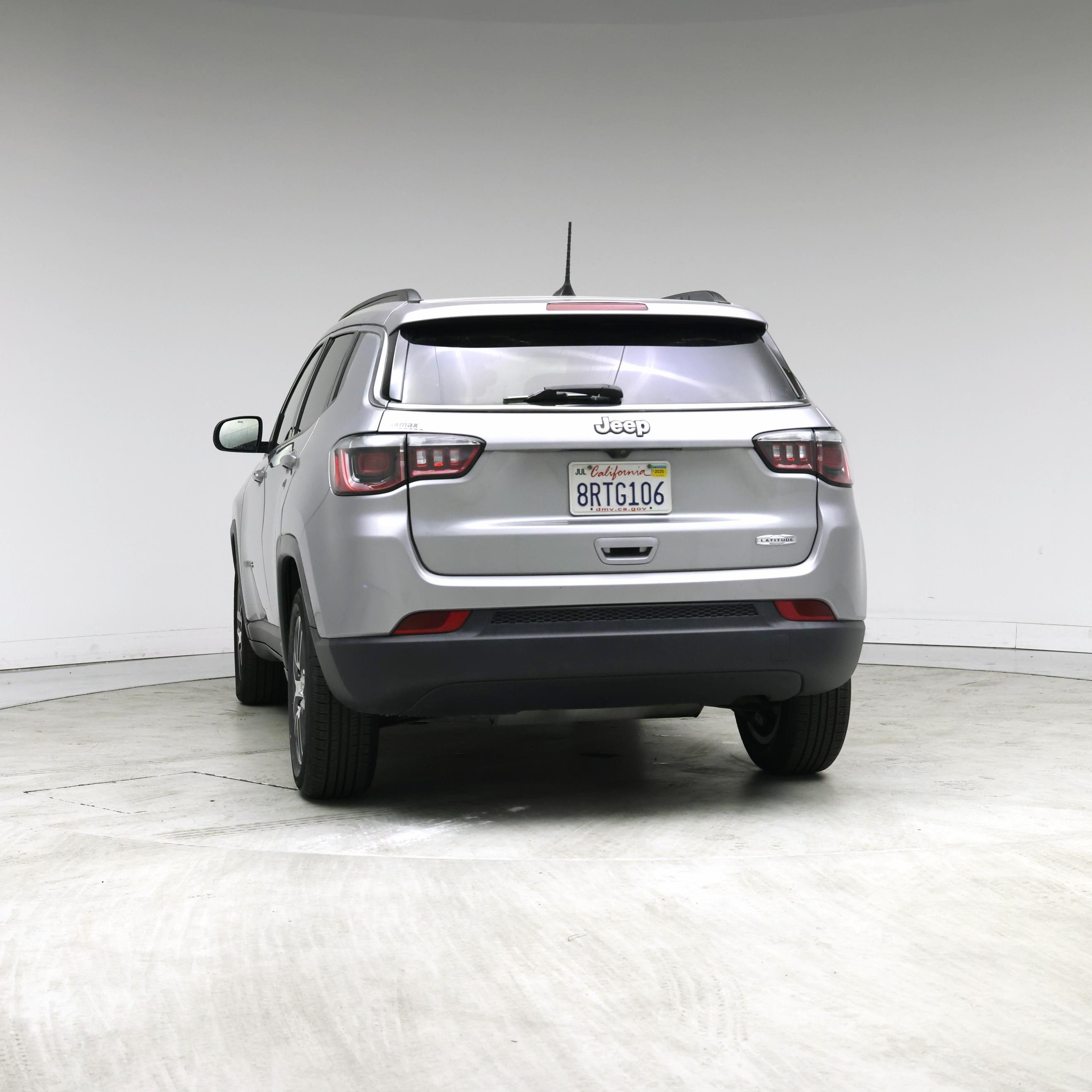 Thumbnail: 2020 Jeep Compass - 6