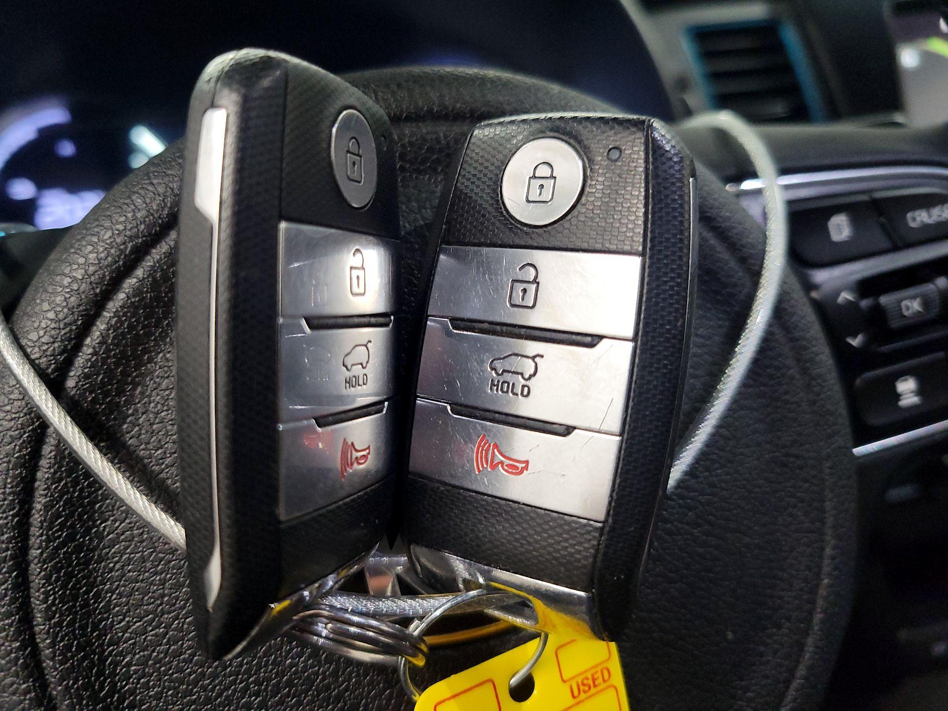 Thumbnail: 2019 Kia Niro - 20