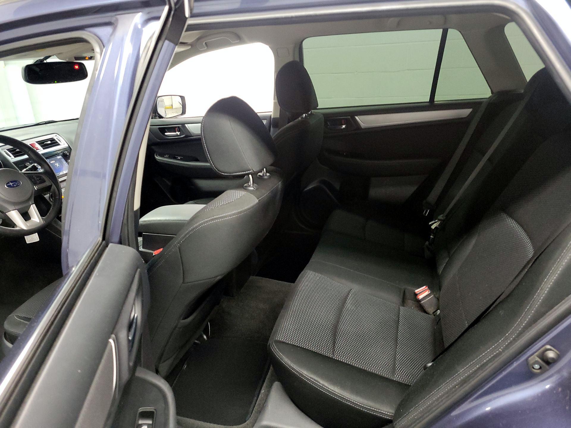 Thumbnail: 2015 Subaru Outback - 18