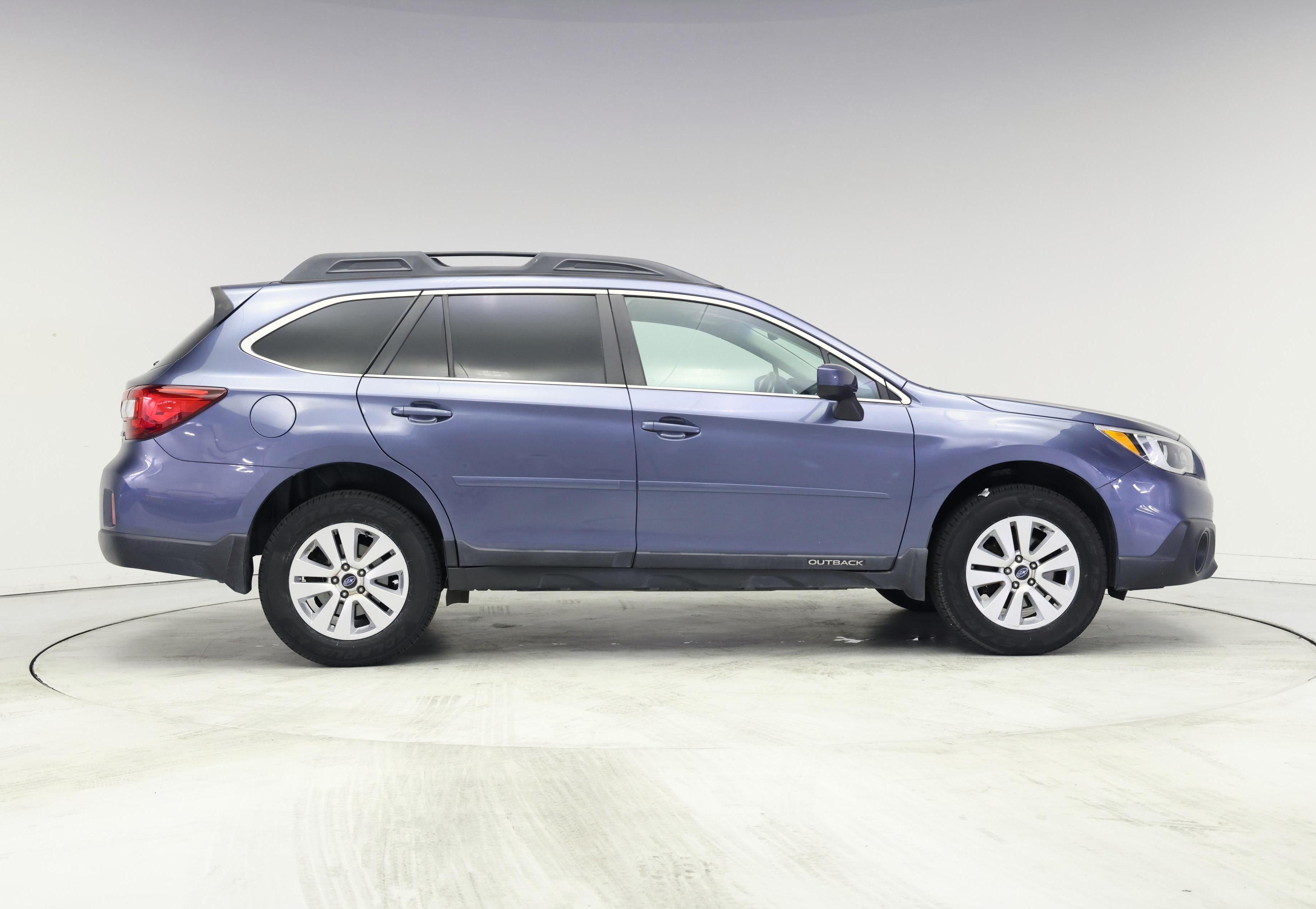 Thumbnail: 2015 Subaru Outback - 7