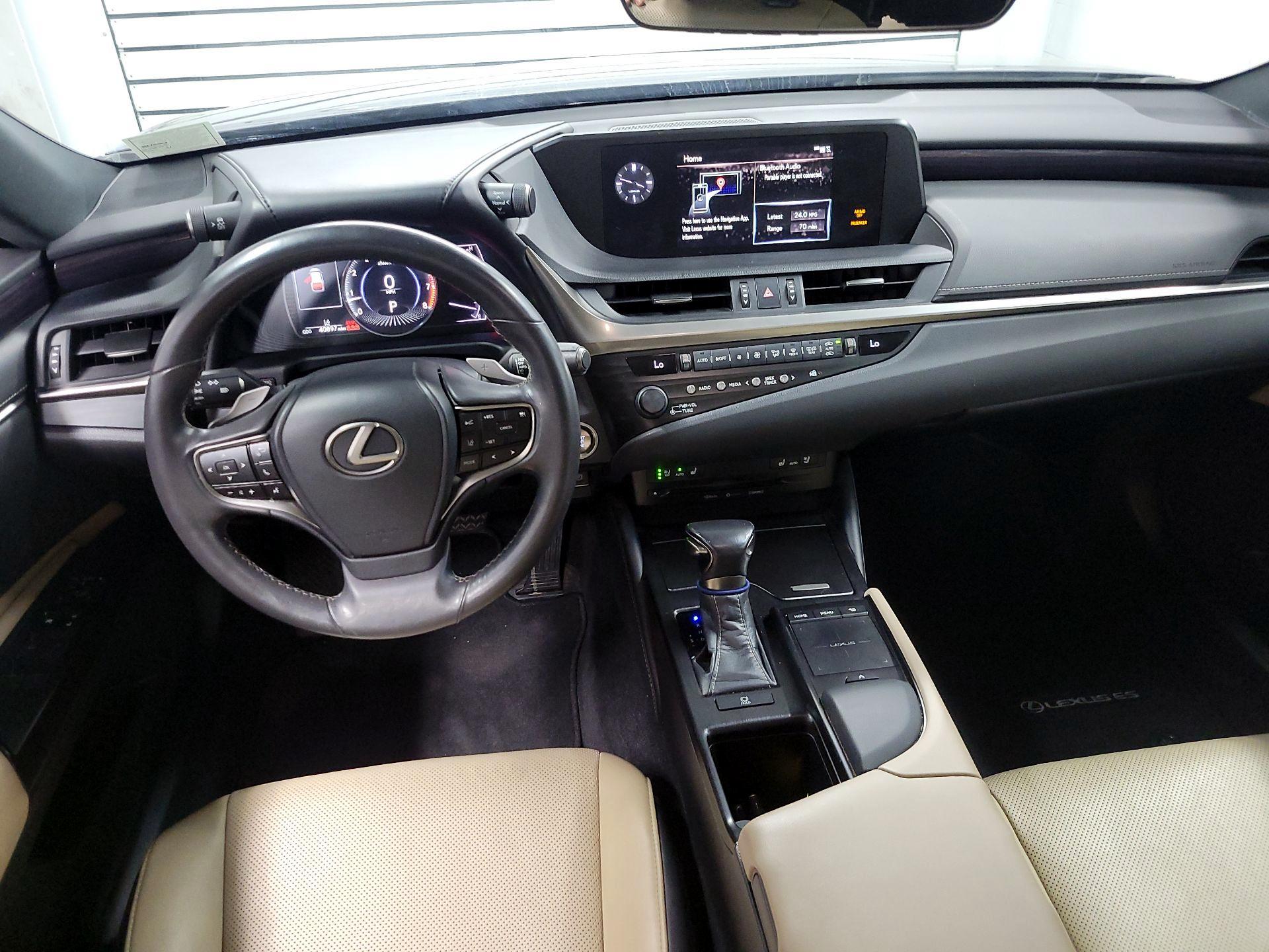 Thumbnail: 2020 Lexus ES - 9