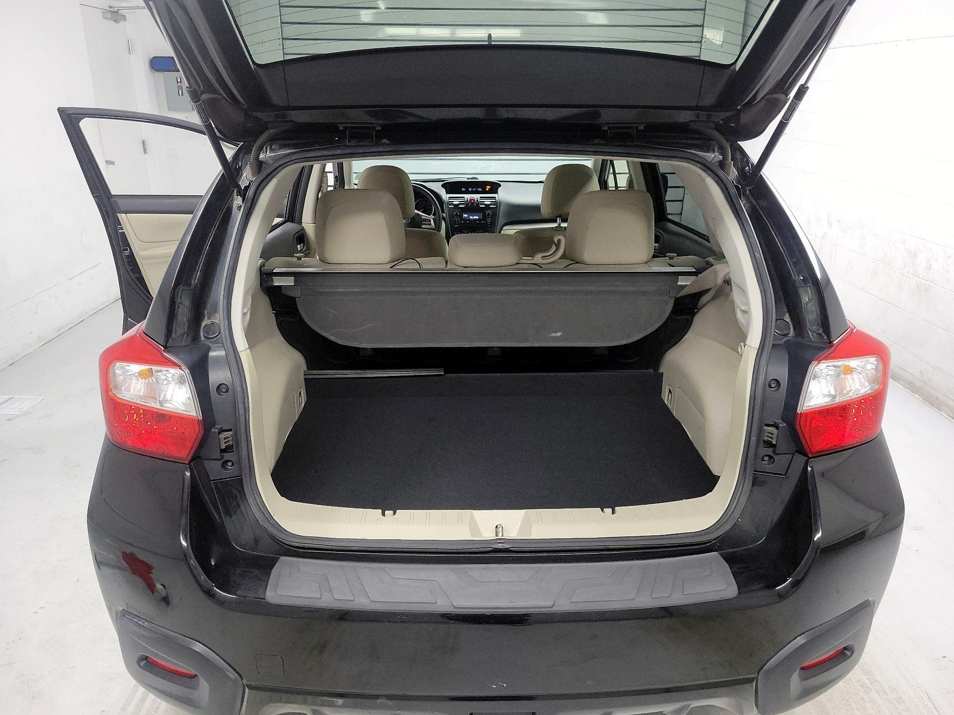 Thumbnail: 2014 Subaru XV Crosstrek - 17