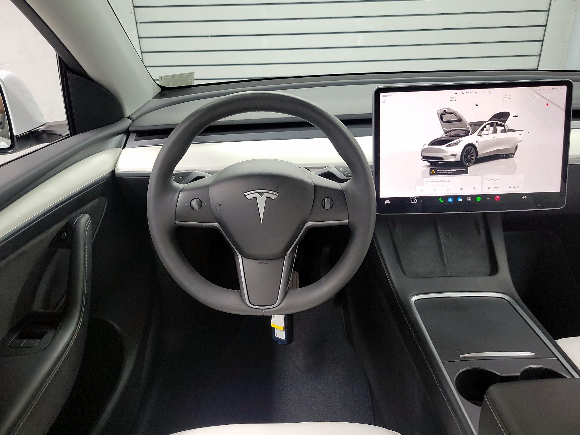 Thumbnail: 2022 Tesla Model Y - 10