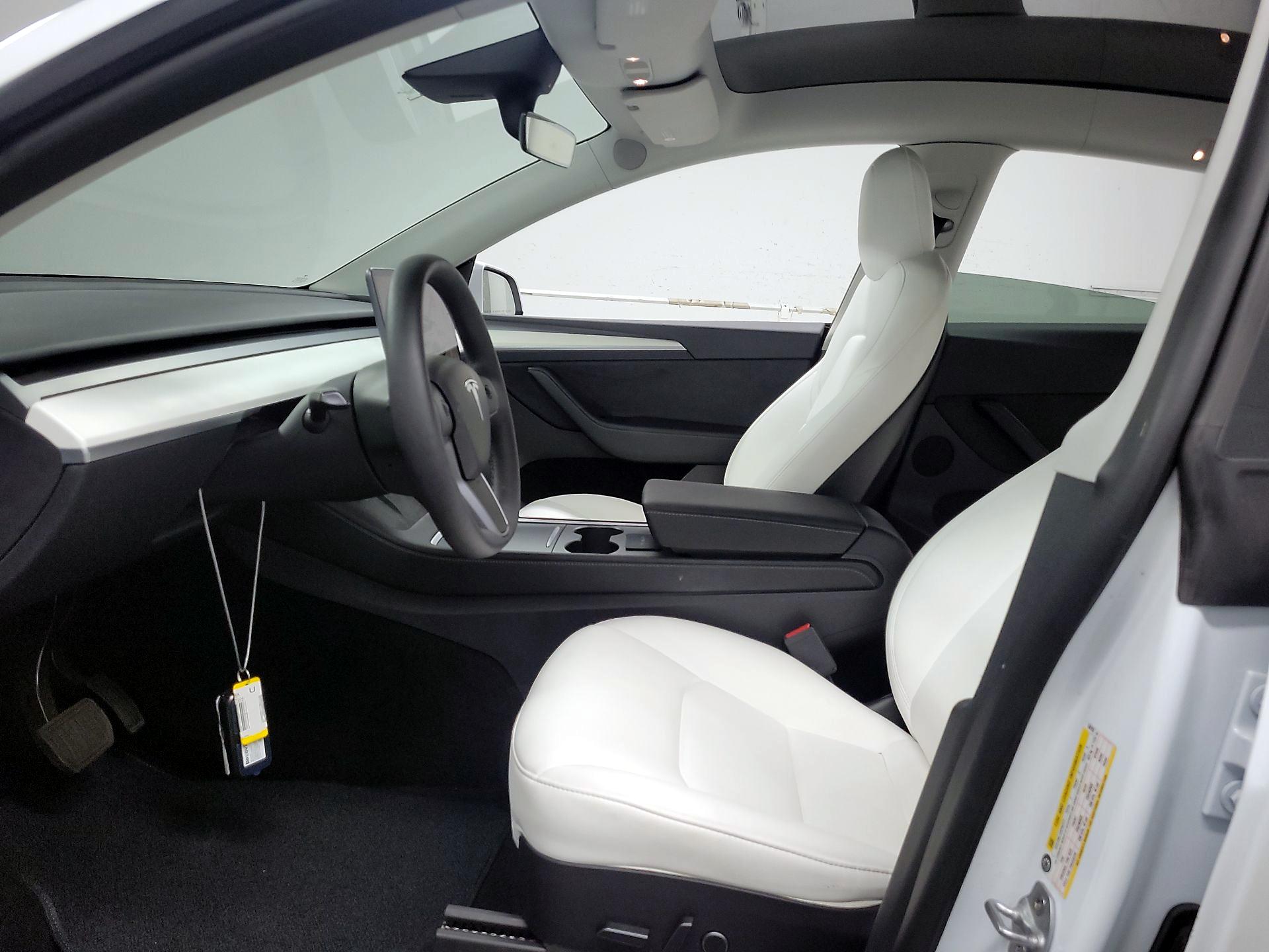 Thumbnail: 2022 Tesla Model Y - 11