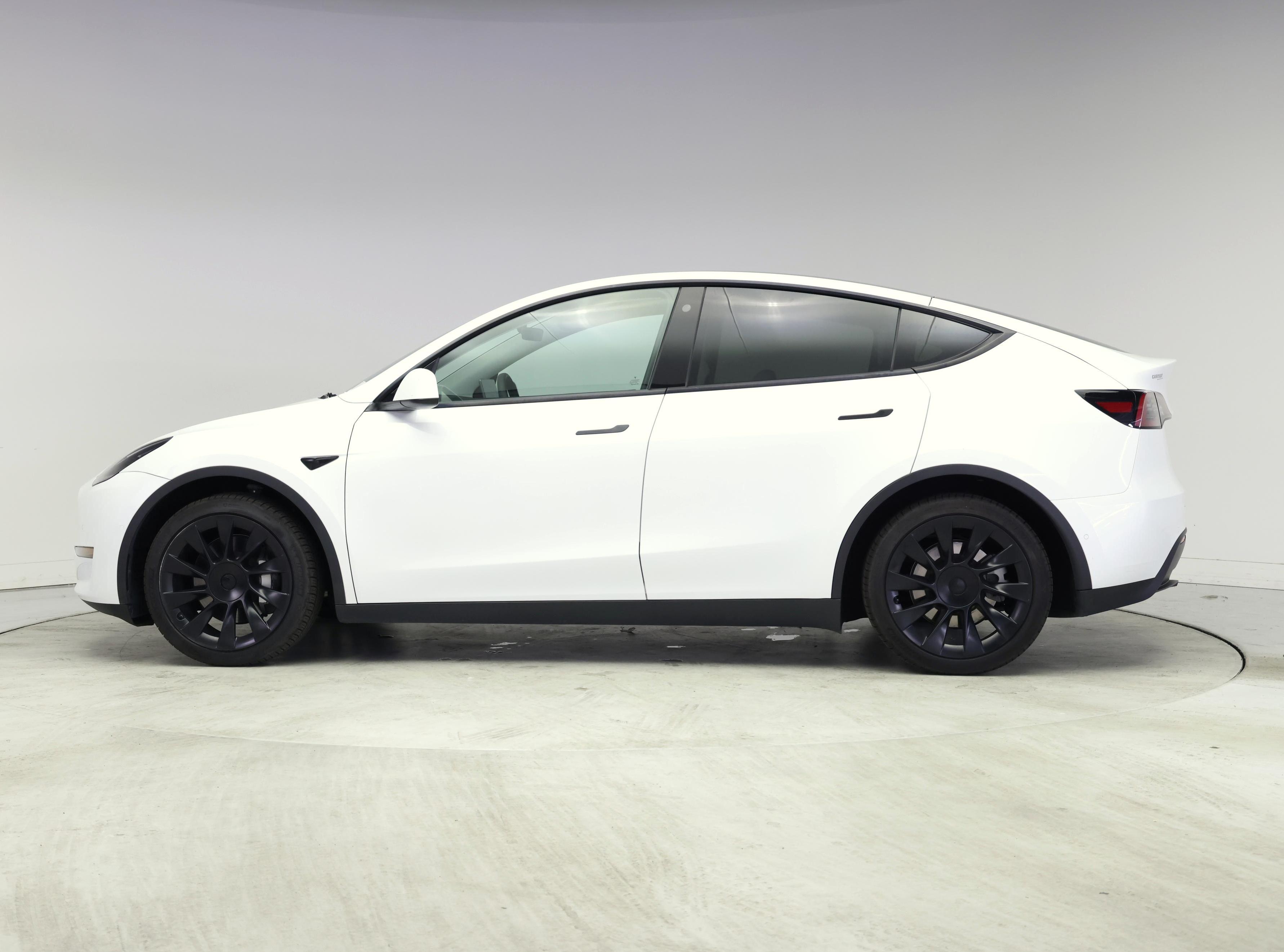 Thumbnail: 2022 Tesla Model Y - 3
