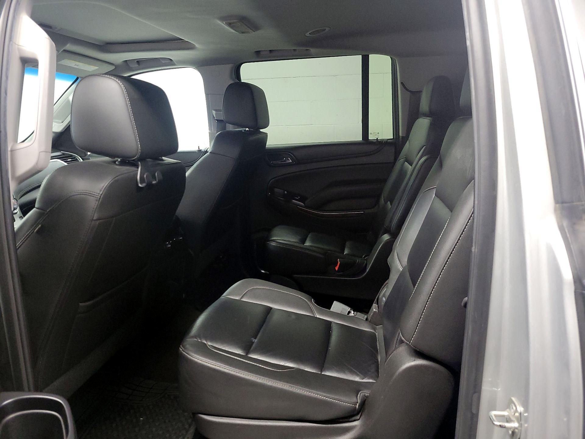 Thumbnail: 2018 Chevrolet Suburban - 18
