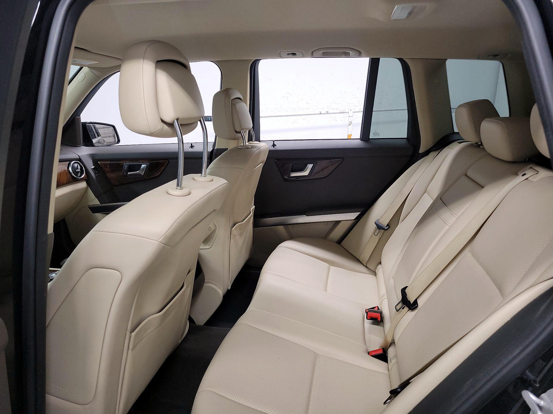 Thumbnail: 2014 Mercedes-Benz GLK - 18