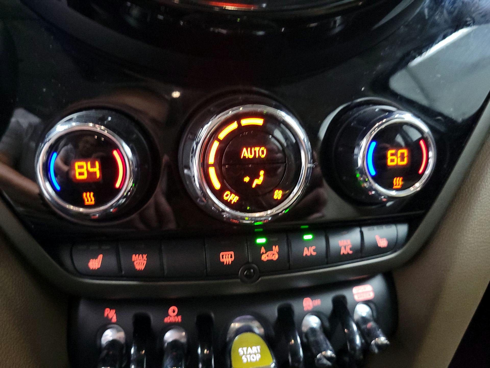 Thumbnail: 2019 MINI Cooper Countryman - 16