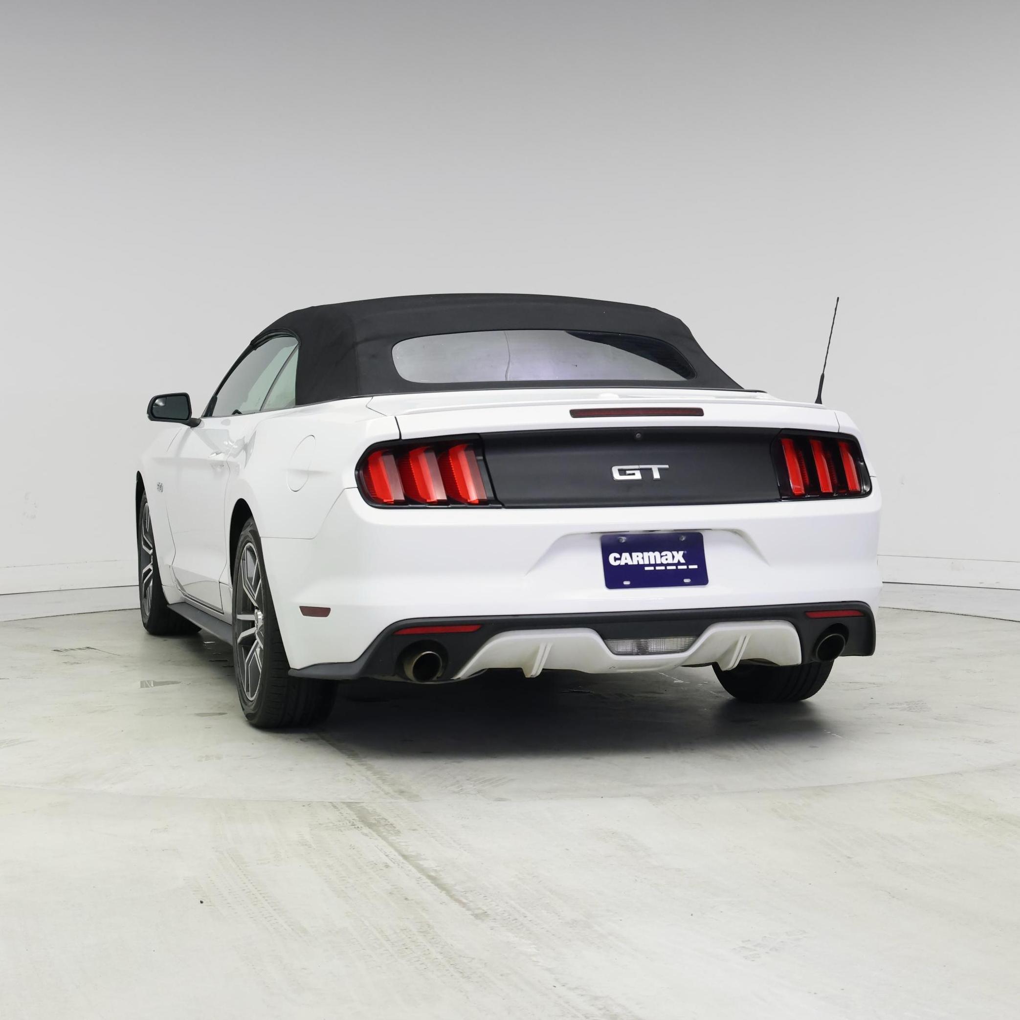 Thumbnail: 2015 Ford Mustang - 6