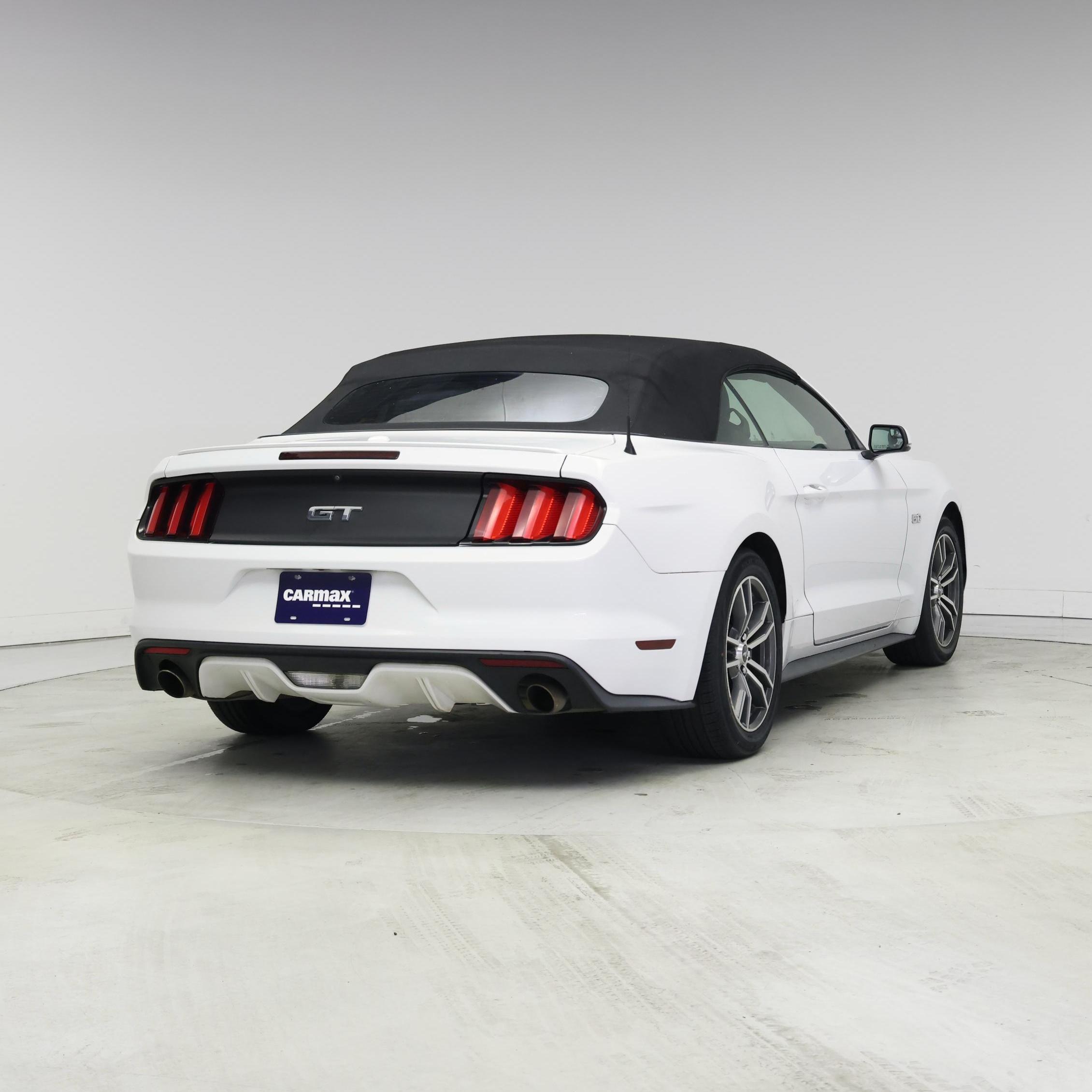 Thumbnail: 2015 Ford Mustang - 8
