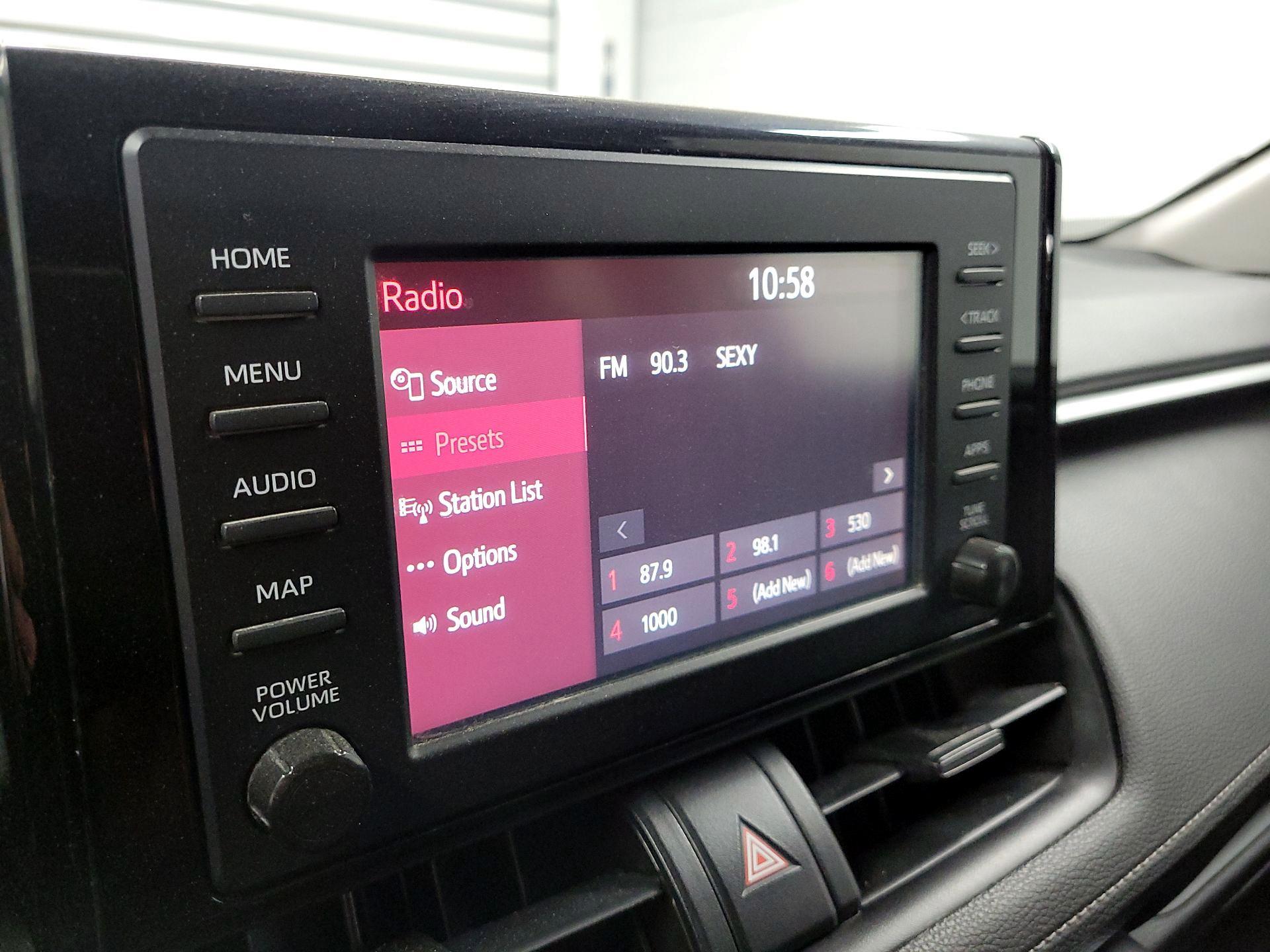 Thumbnail: 2019 Toyota RAV4 - 16