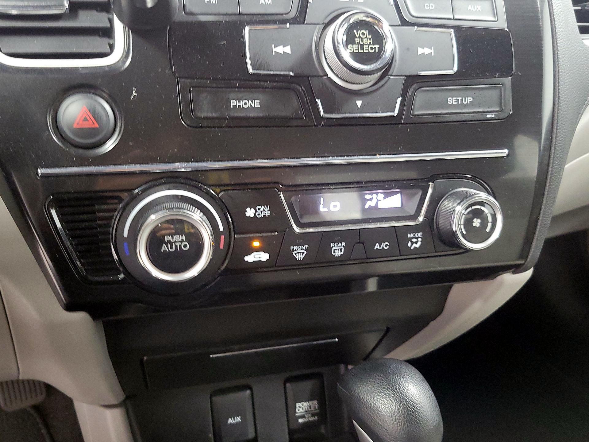 Thumbnail: 2013 Honda Civic - 16