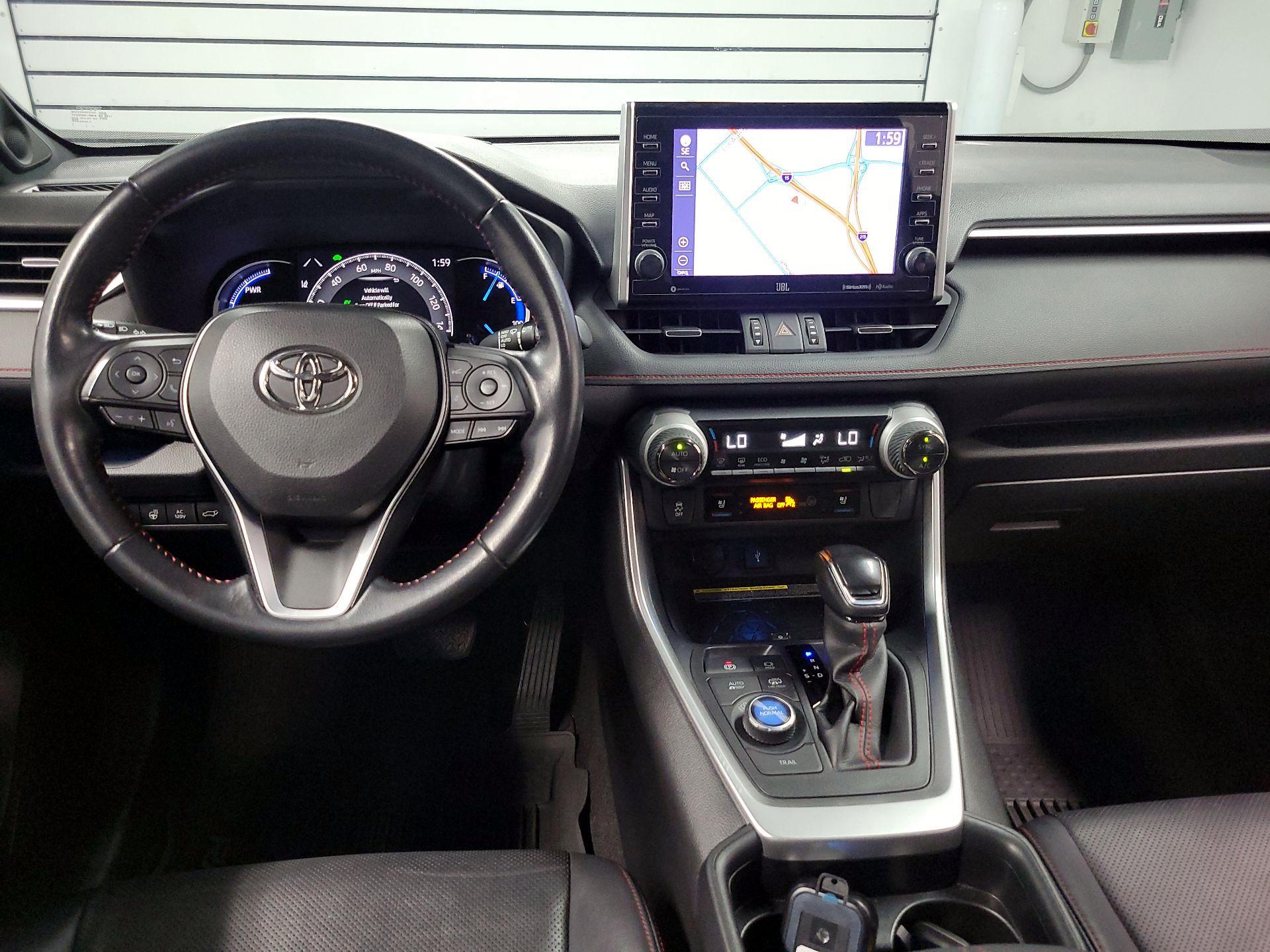 Thumbnail: 2021 Toyota RAV4 - 9