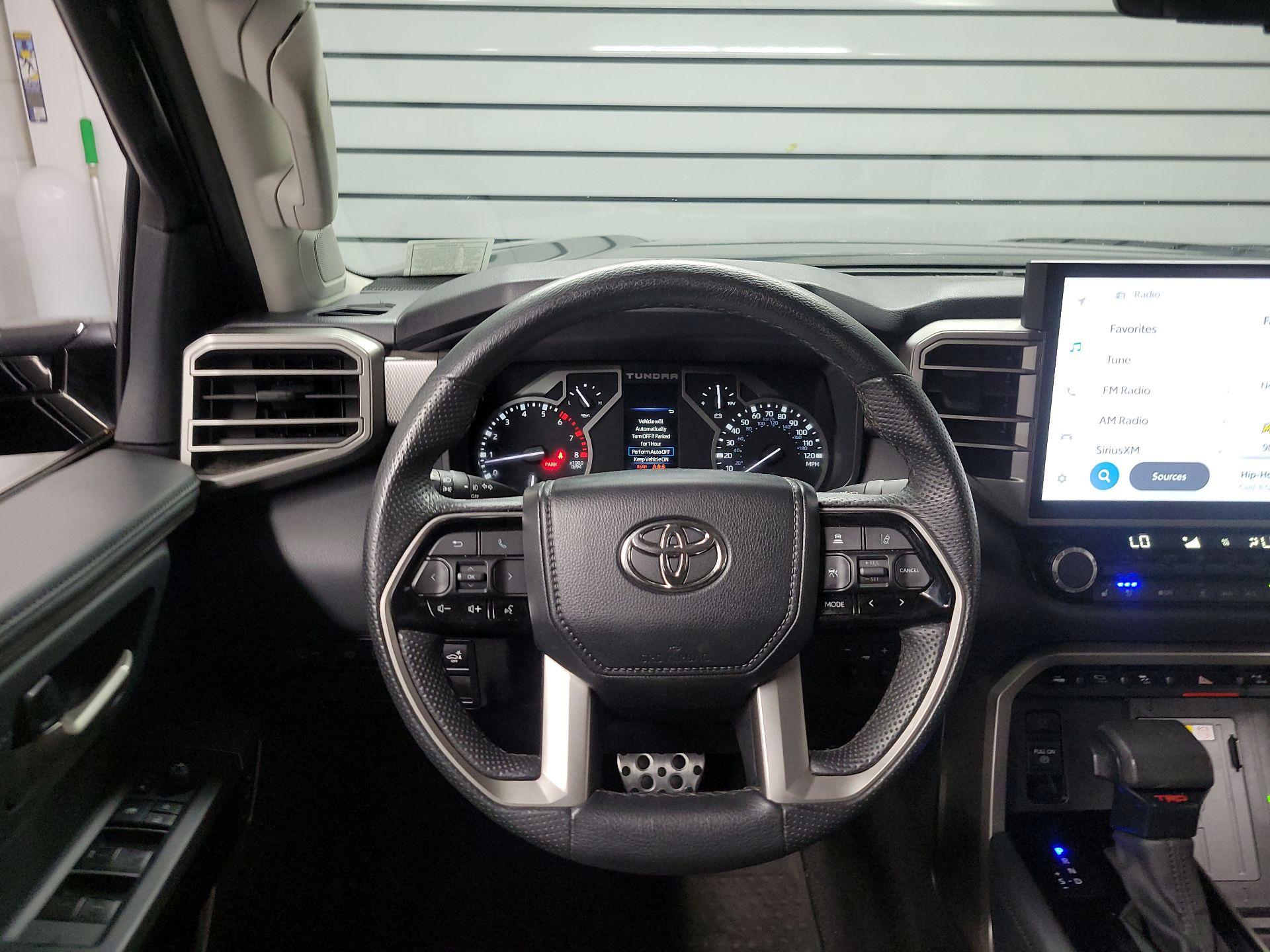 Thumbnail: 2022 Toyota Tundra - 10