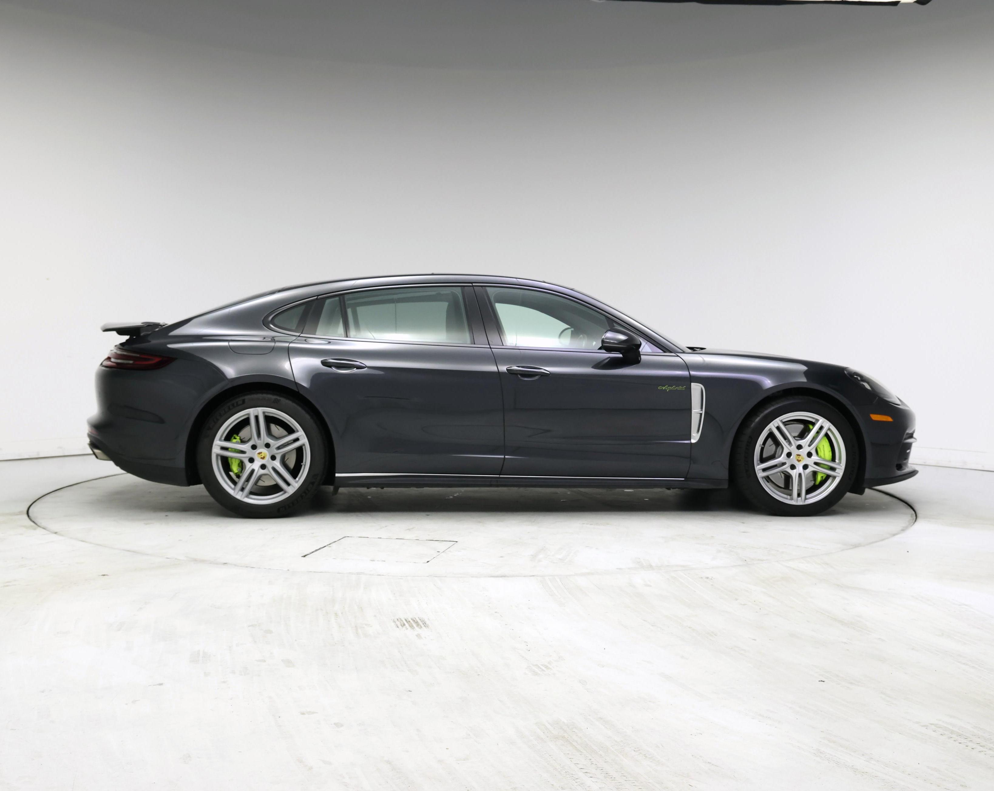 Thumbnail: 2018 Porsche Panamera - 7