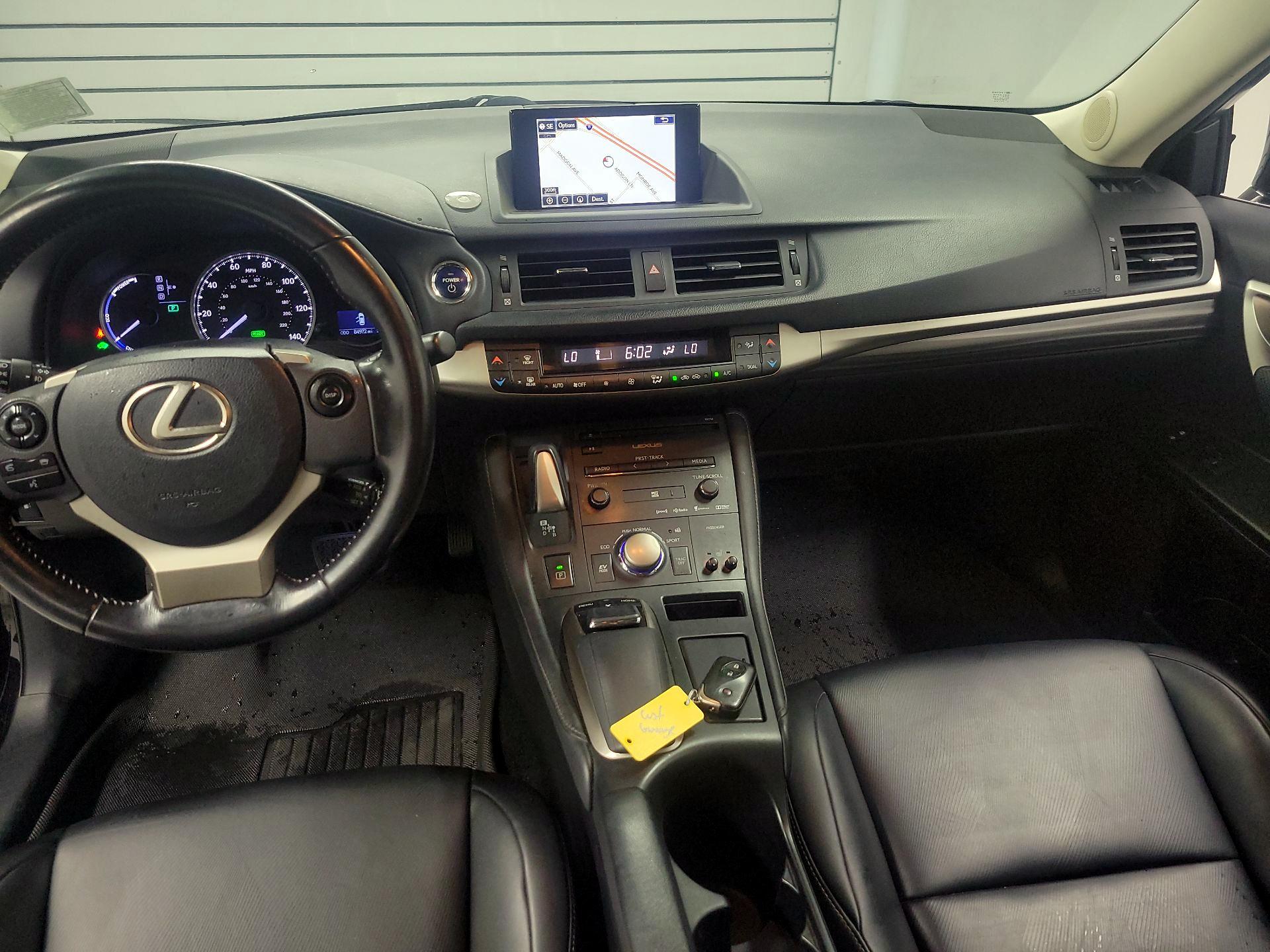 Thumbnail: 2016 Lexus CT - 9