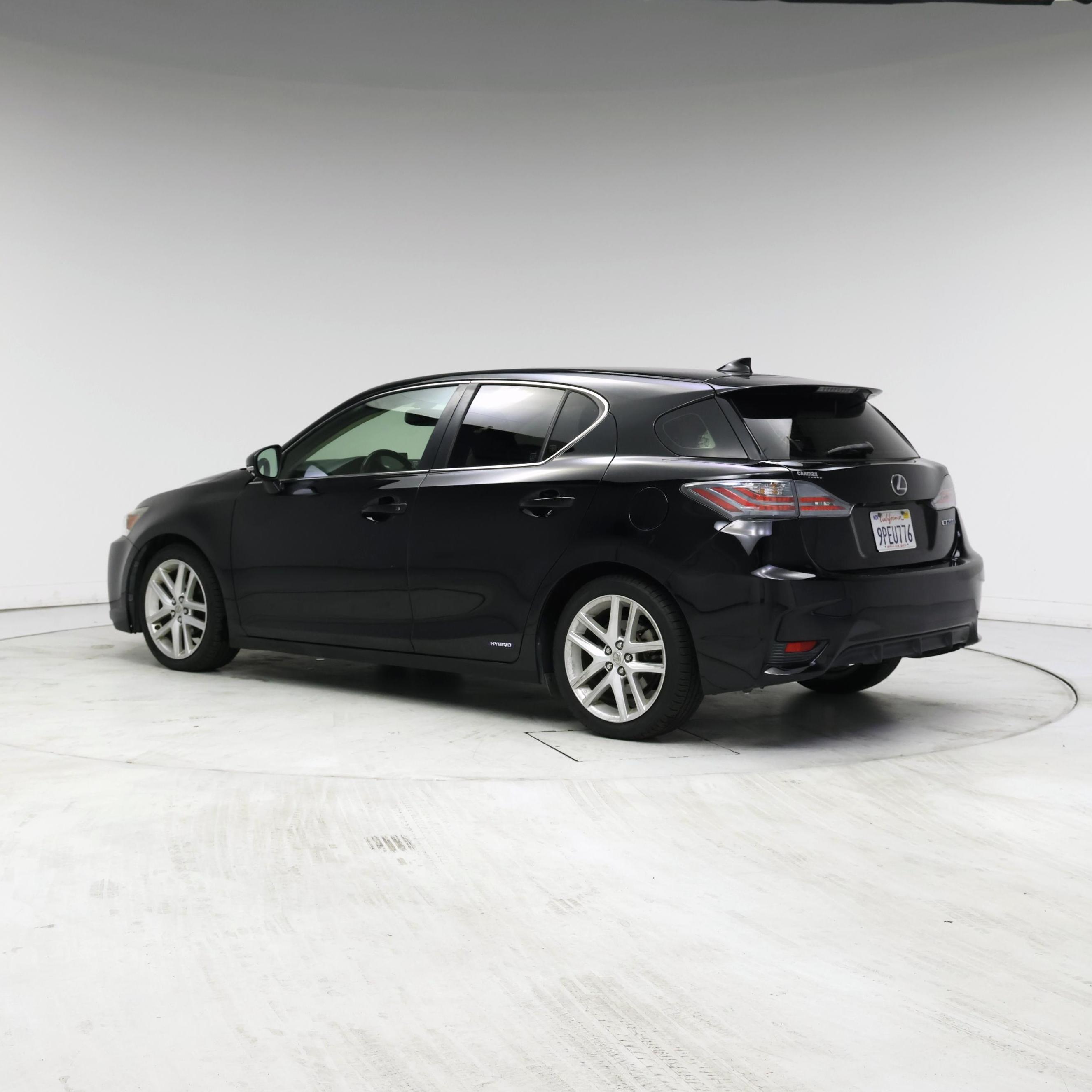 Thumbnail: 2016 Lexus CT - 2
