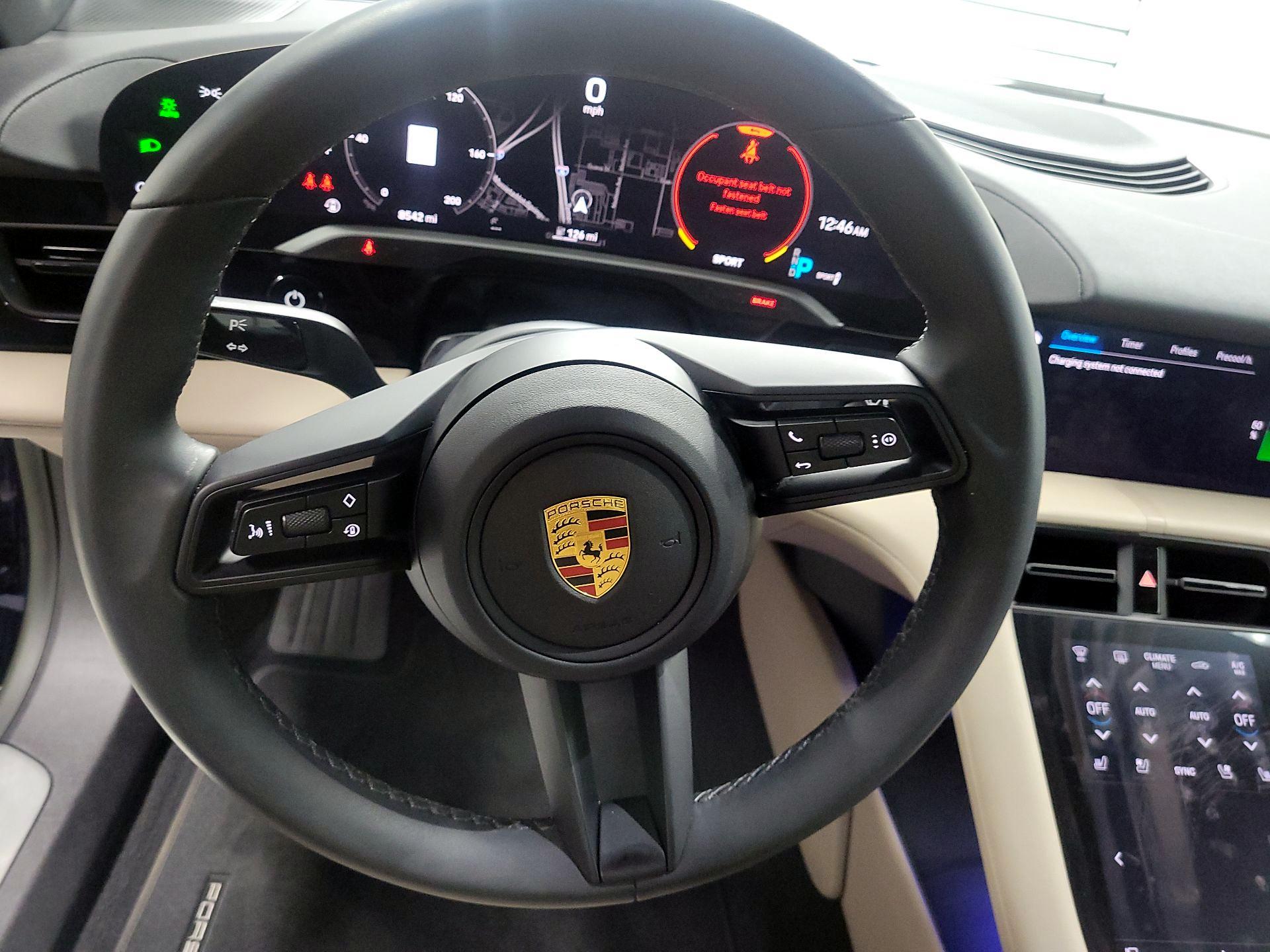 Thumbnail: 2022 Porsche Taycan - 10