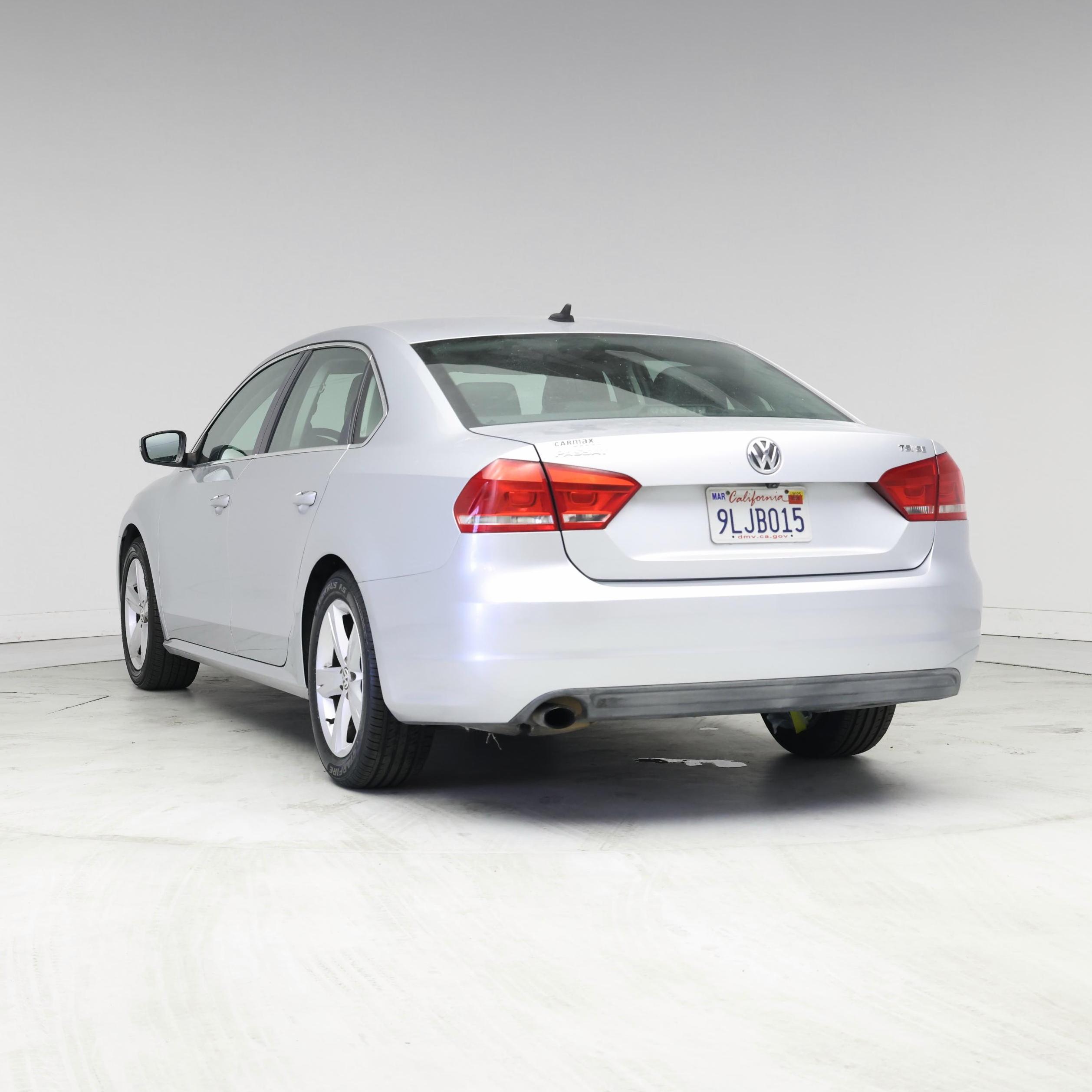 Thumbnail: 2015 Volkswagen Passat - 2