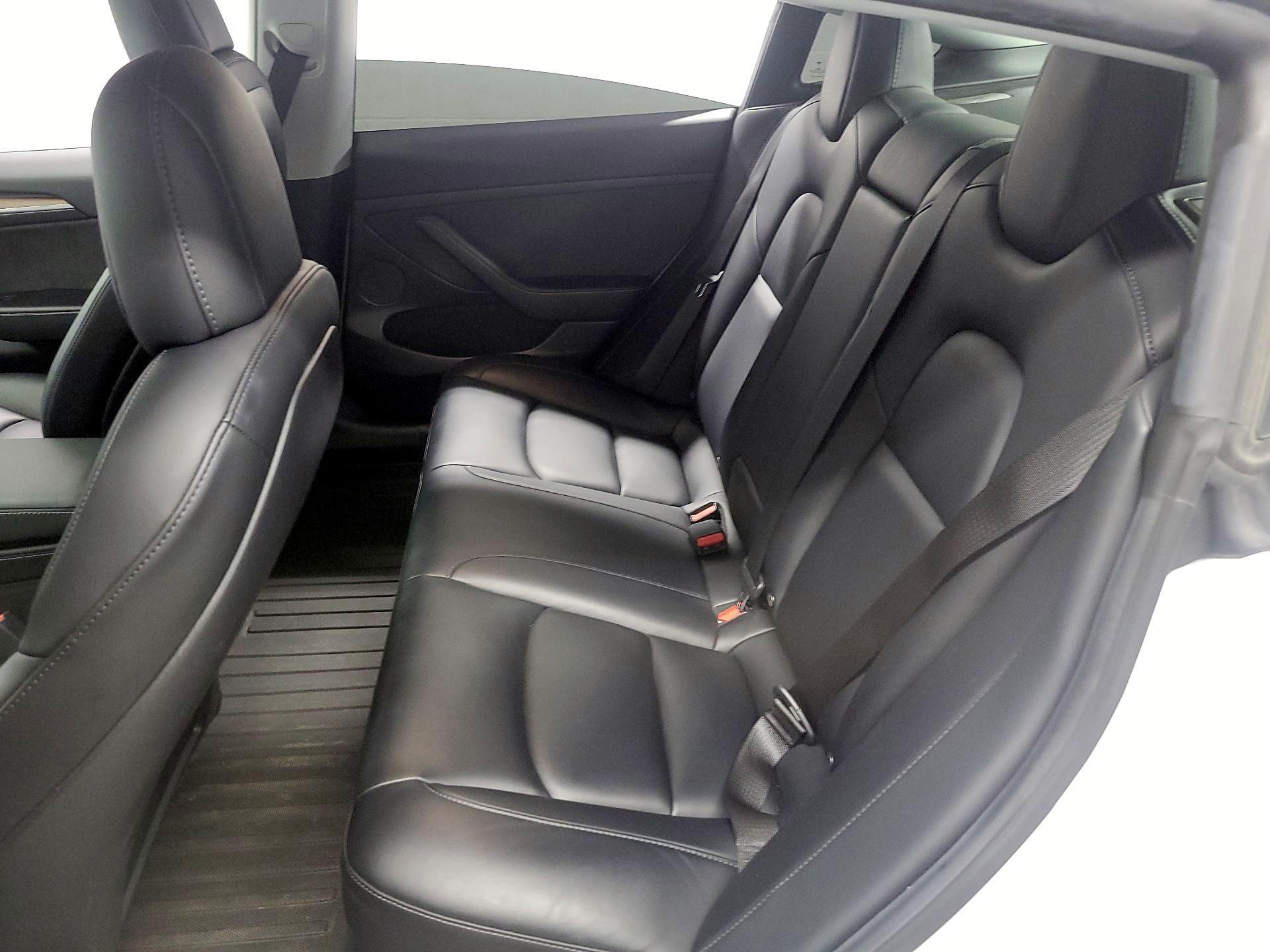 Thumbnail: 2021 Tesla Model 3 - 16