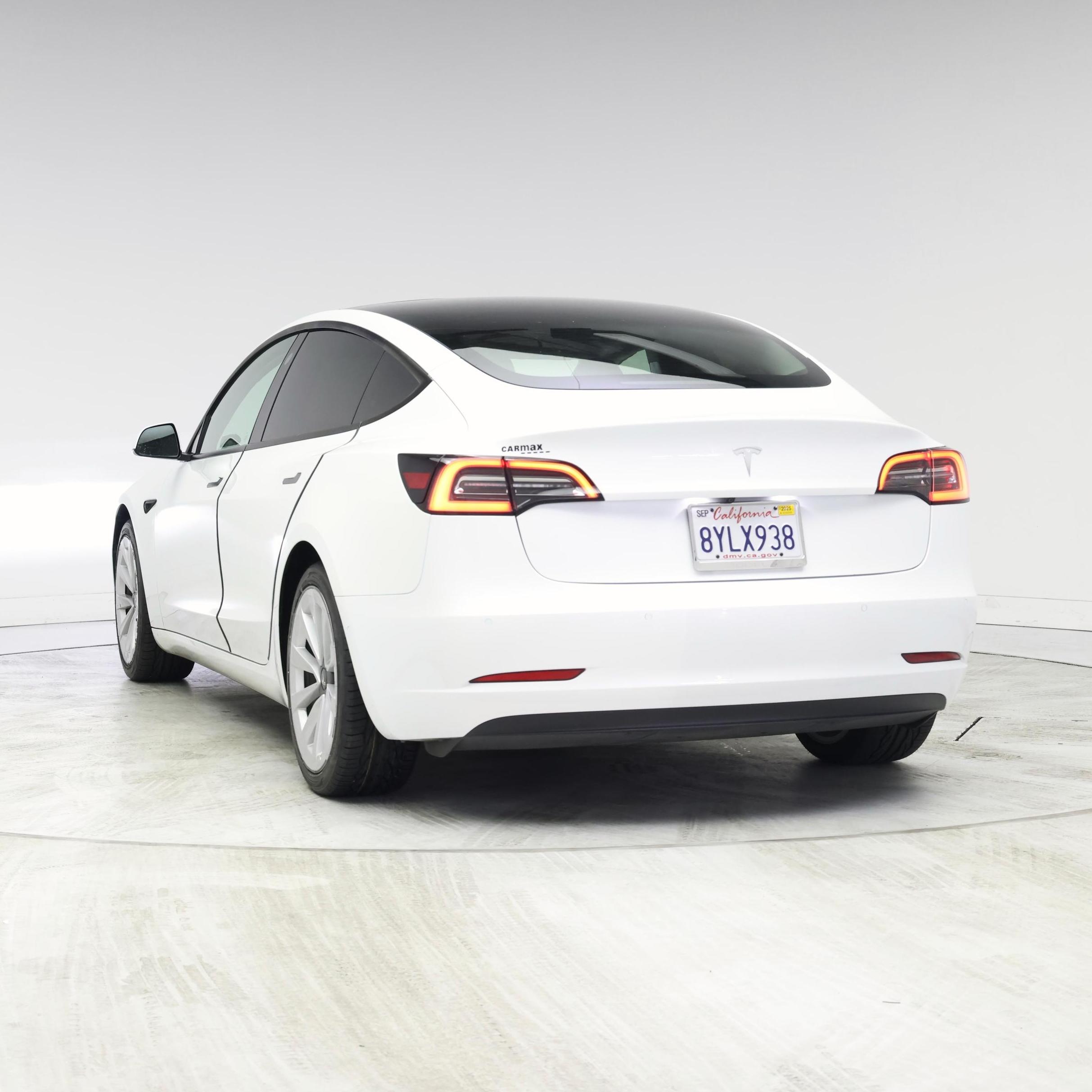 Thumbnail: 2021 Tesla Model 3 - 2