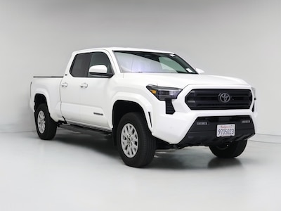 White 2024 Toyota Tacoma SR5